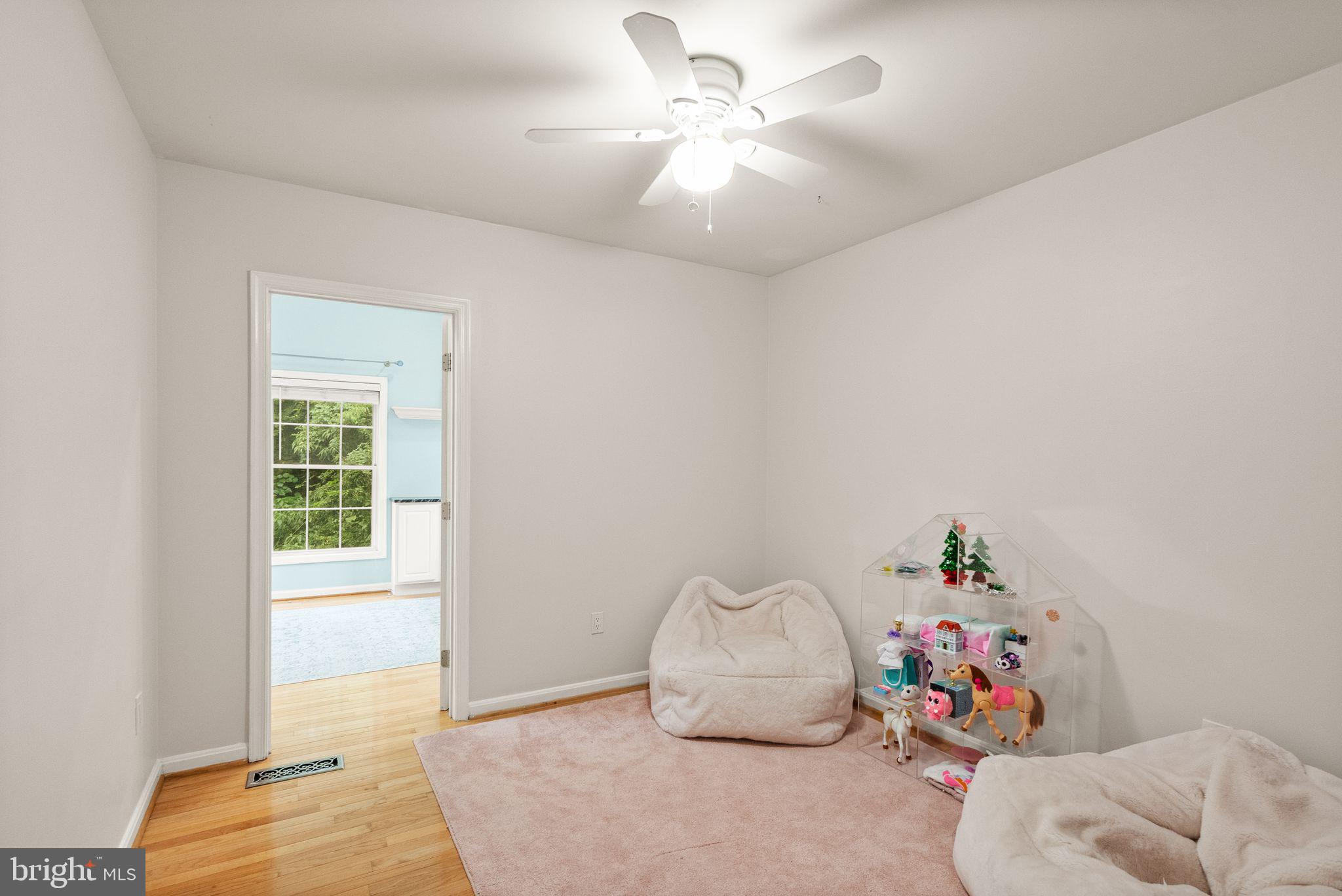 CROSSPOINTE - Residential