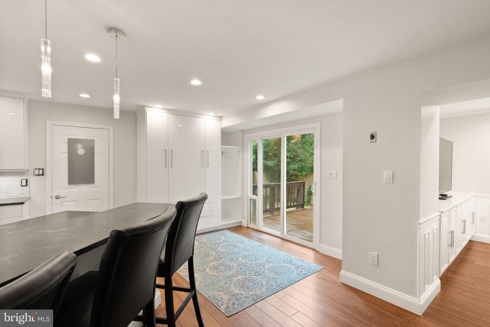 CROSSPOINTE - Residential