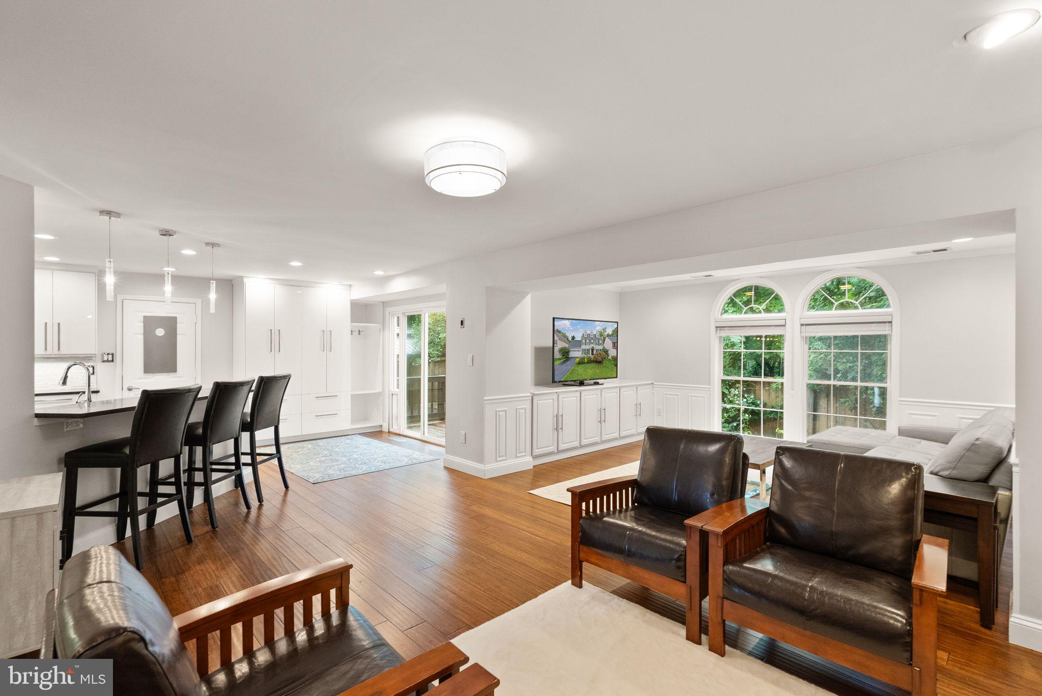 CROSSPOINTE - Residential