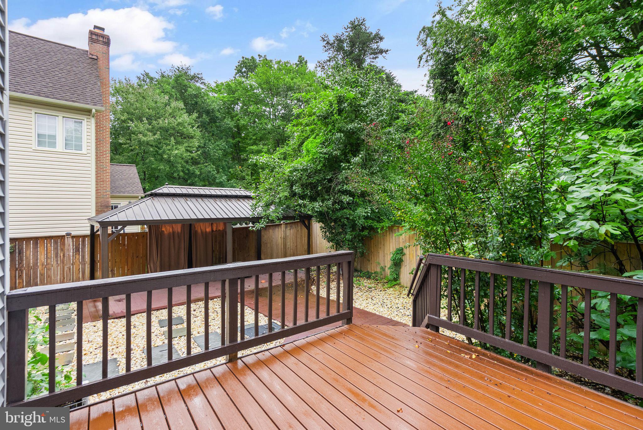 CROSSPOINTE - Residential