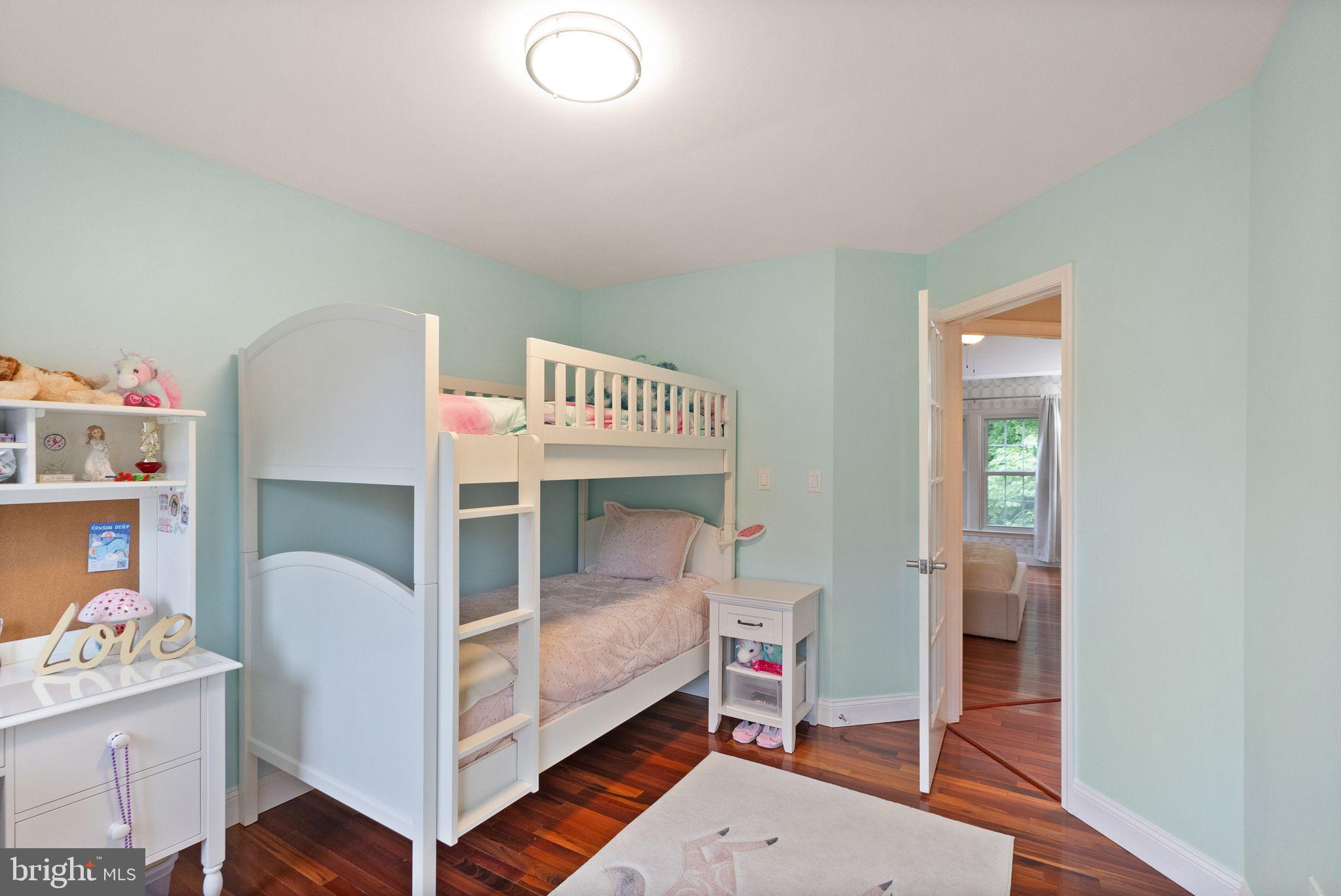 CROSSPOINTE - Residential