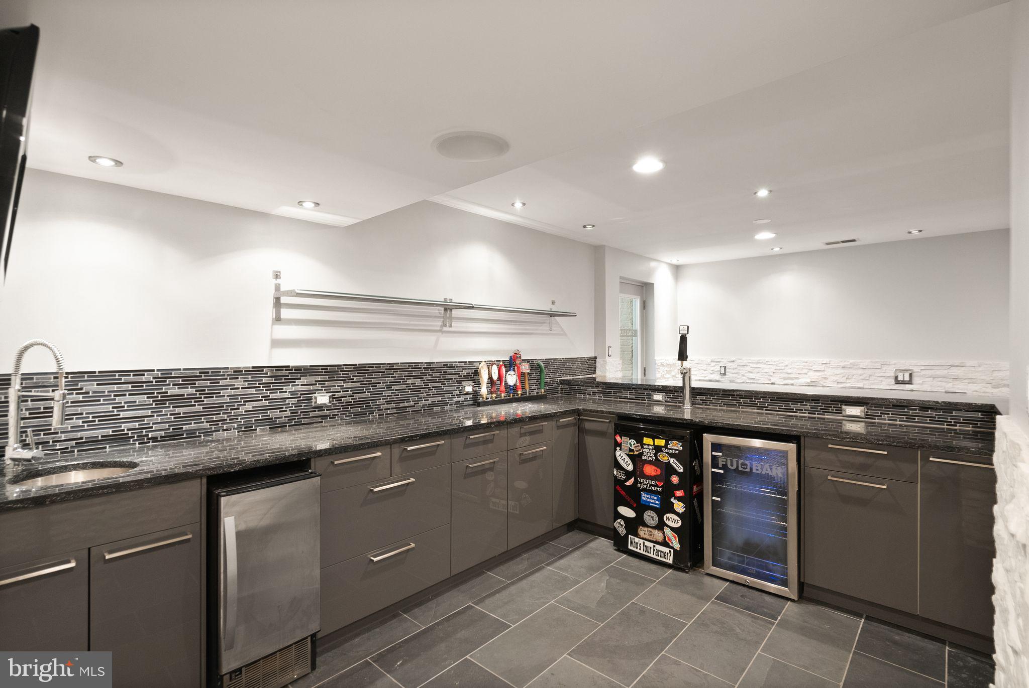 CROSSPOINTE - Residential