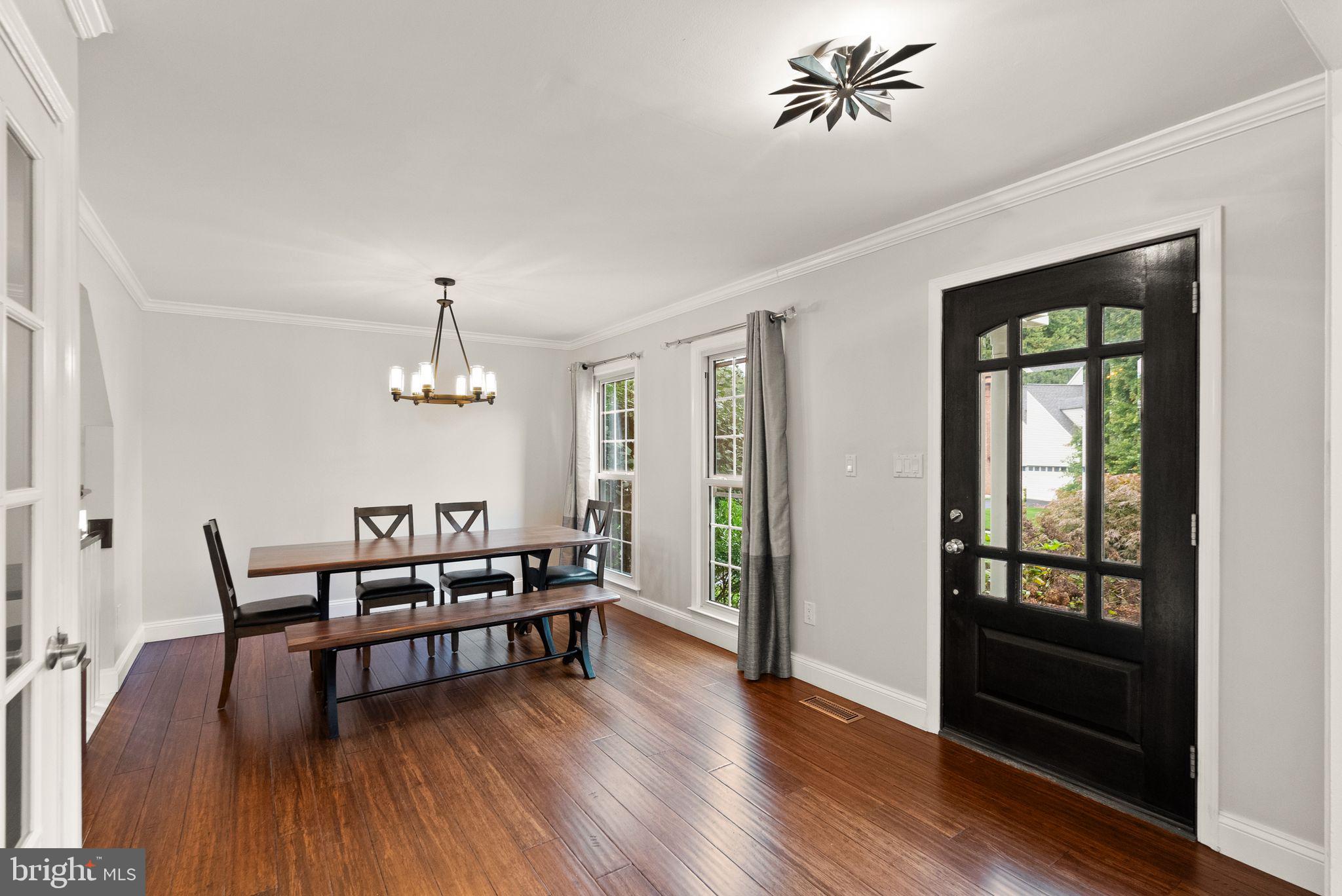 CROSSPOINTE - Residential