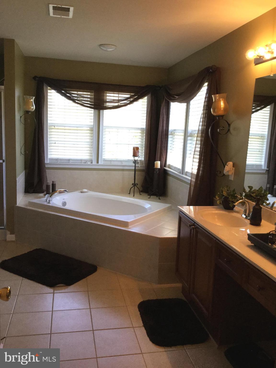 SPRUCE HILL ESTATES - Residential Lease