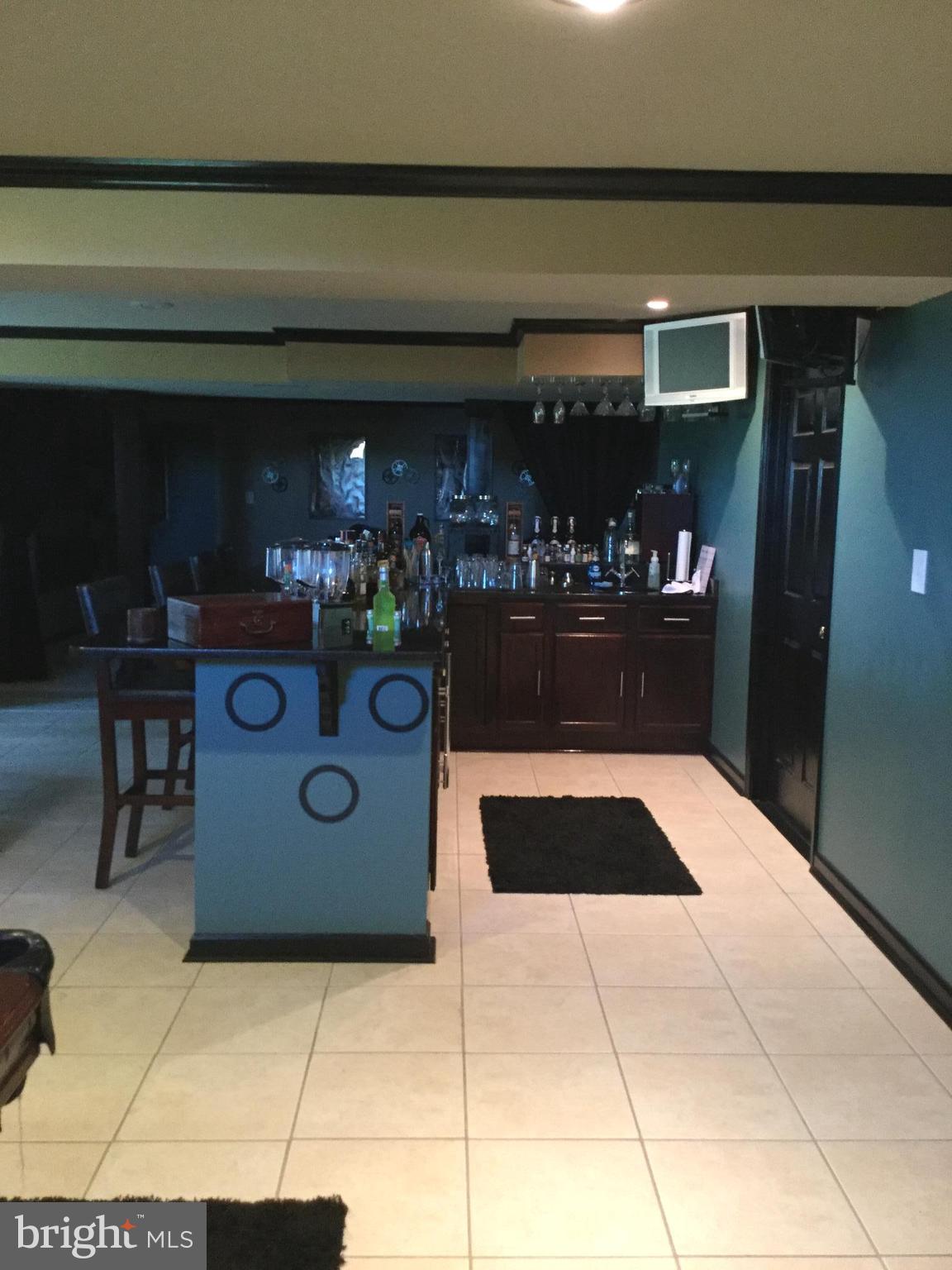 SPRUCE HILL ESTATES - Residential Lease