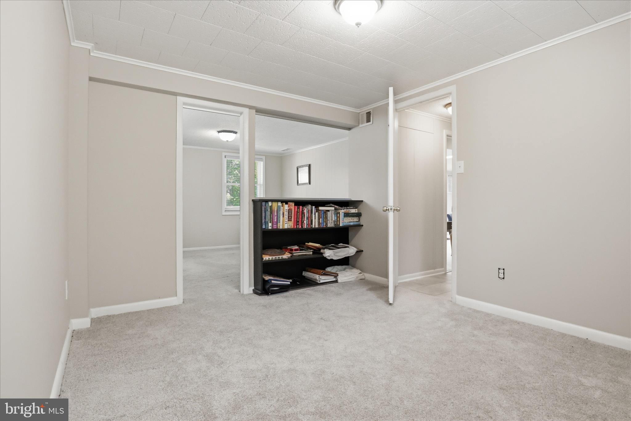 NORTH SPRINGFIELD - Residential