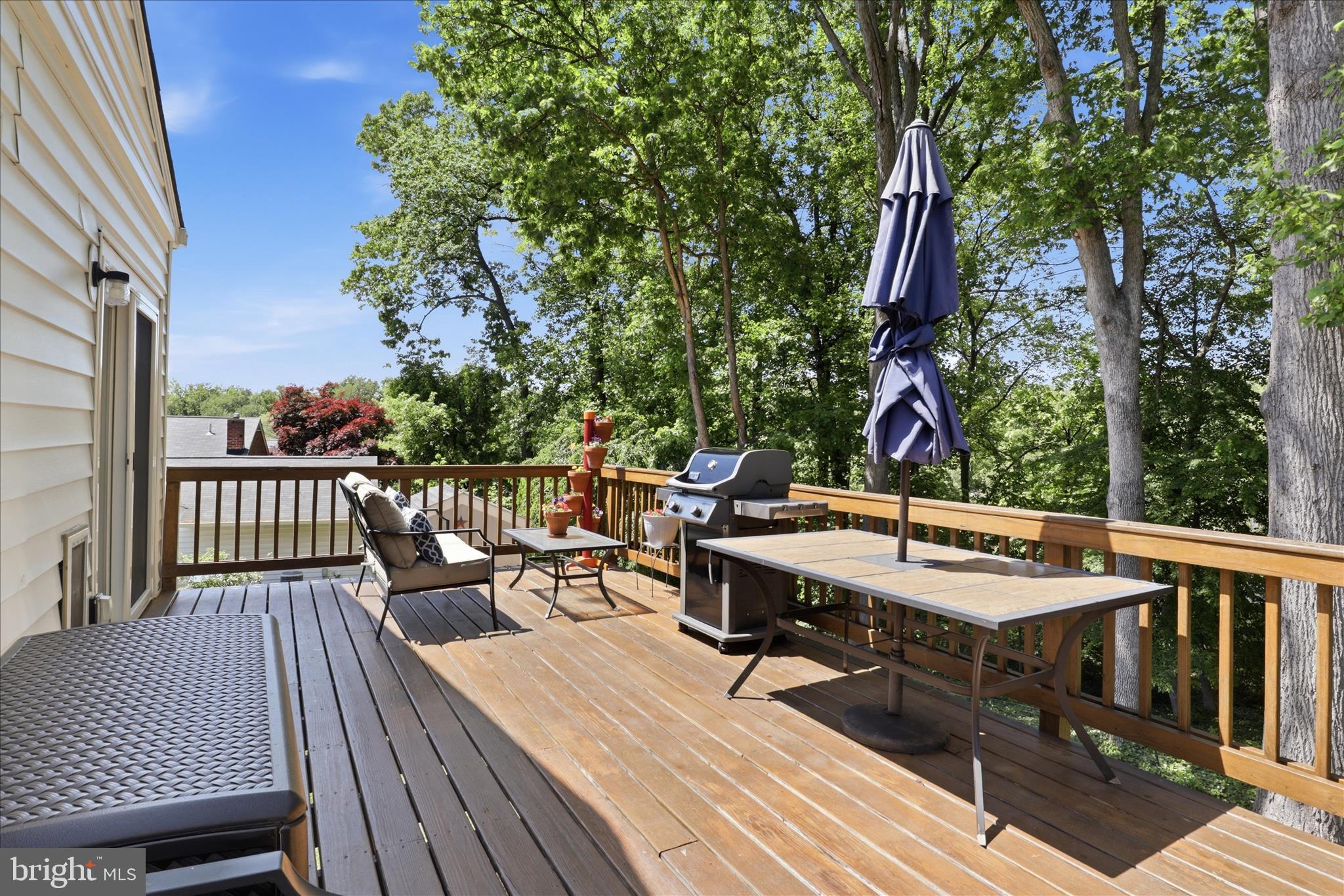 NORTH SPRINGFIELD - Residential