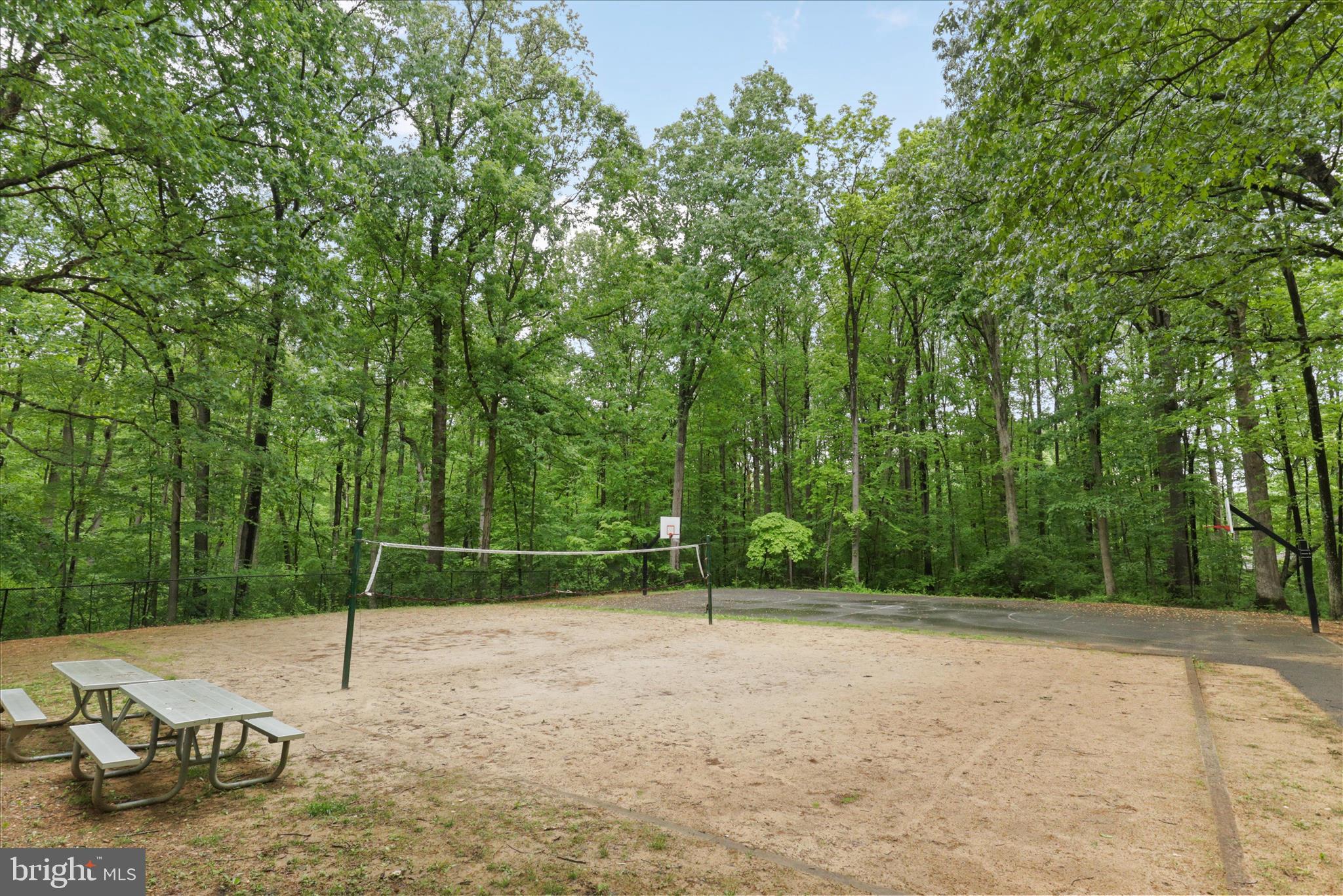 NORTH SPRINGFIELD - Residential
