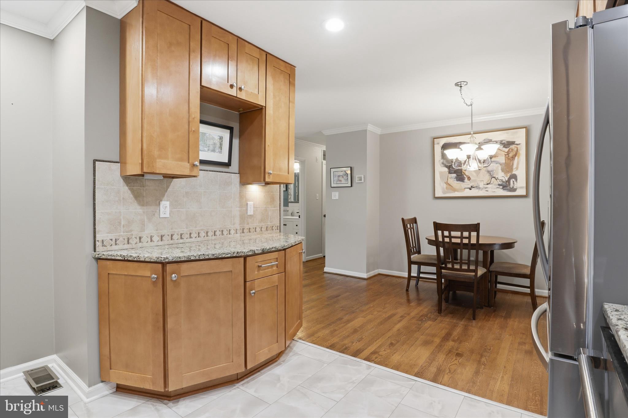 NORTH SPRINGFIELD - Residential