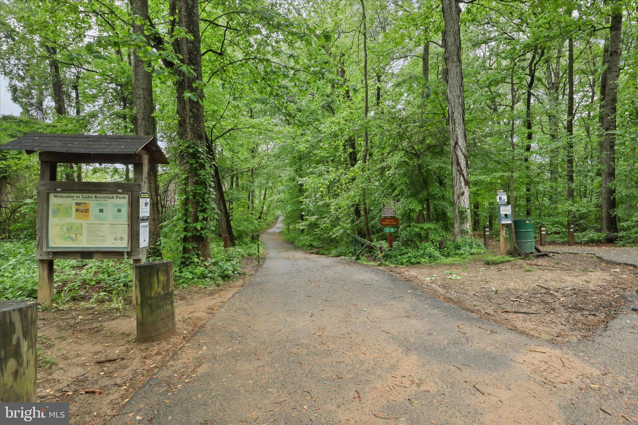 NORTH SPRINGFIELD - Residential