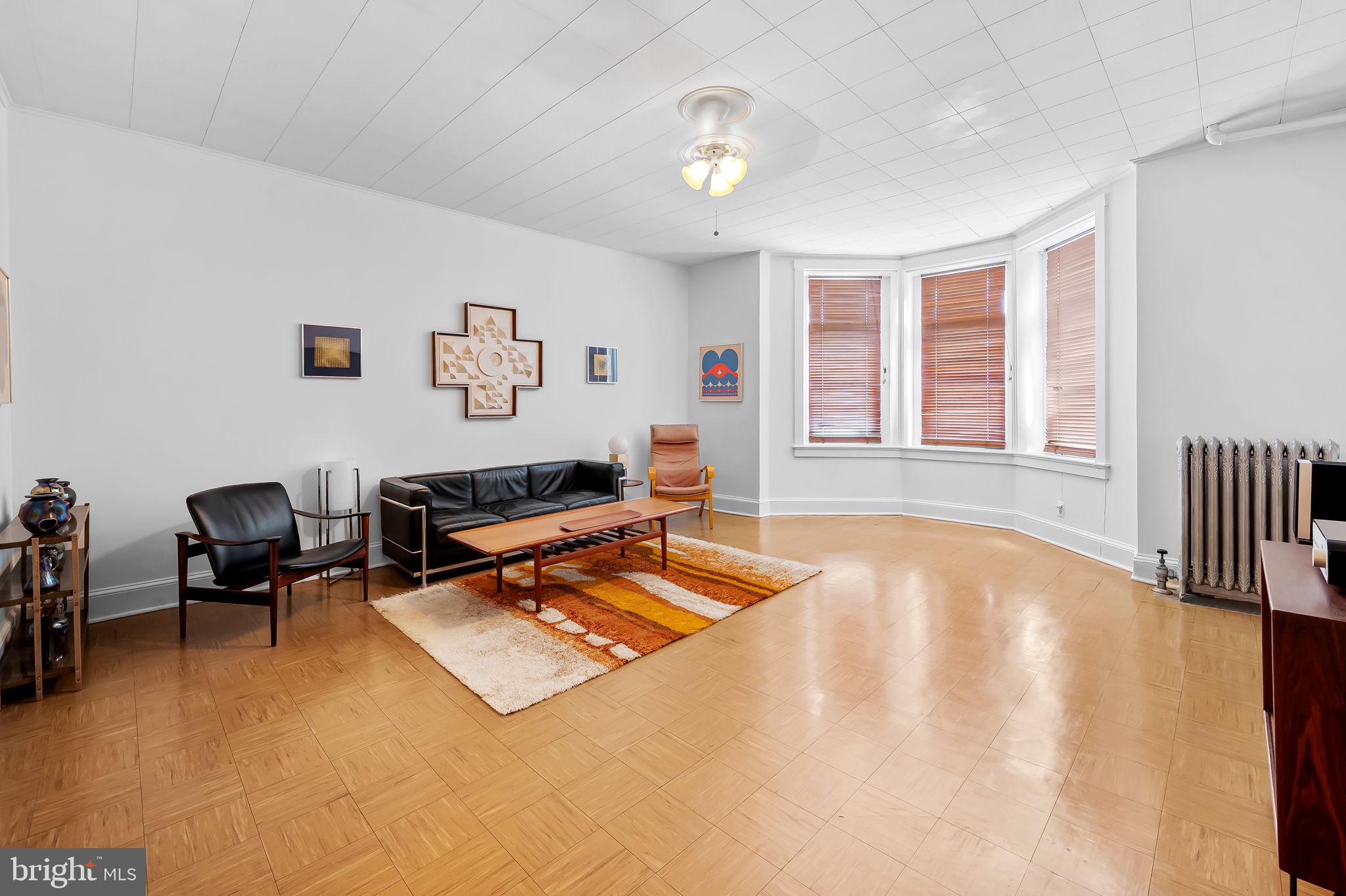 CHARLES VILLAGE - Residential Income