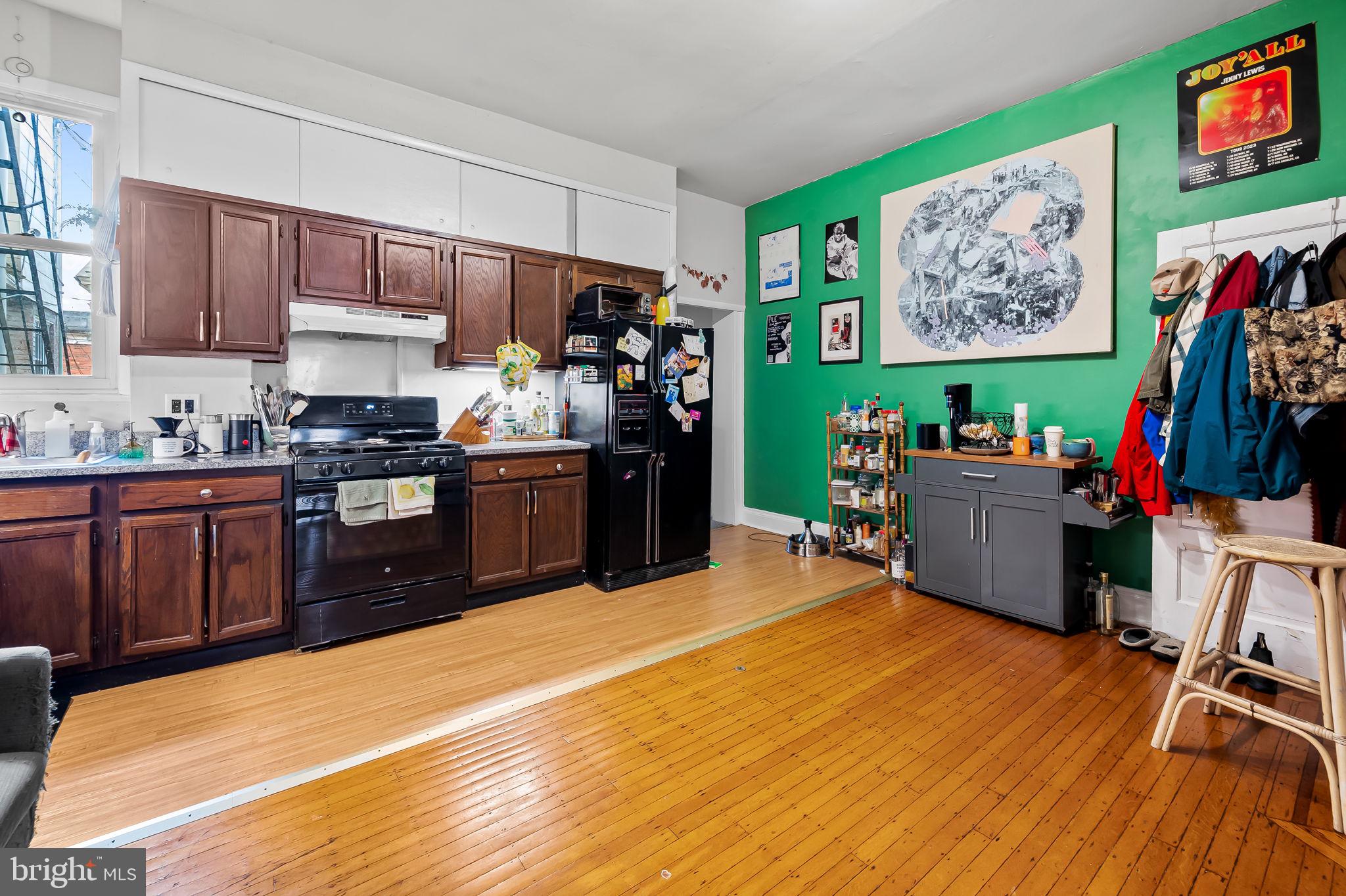 CHARLES VILLAGE - Residential Income