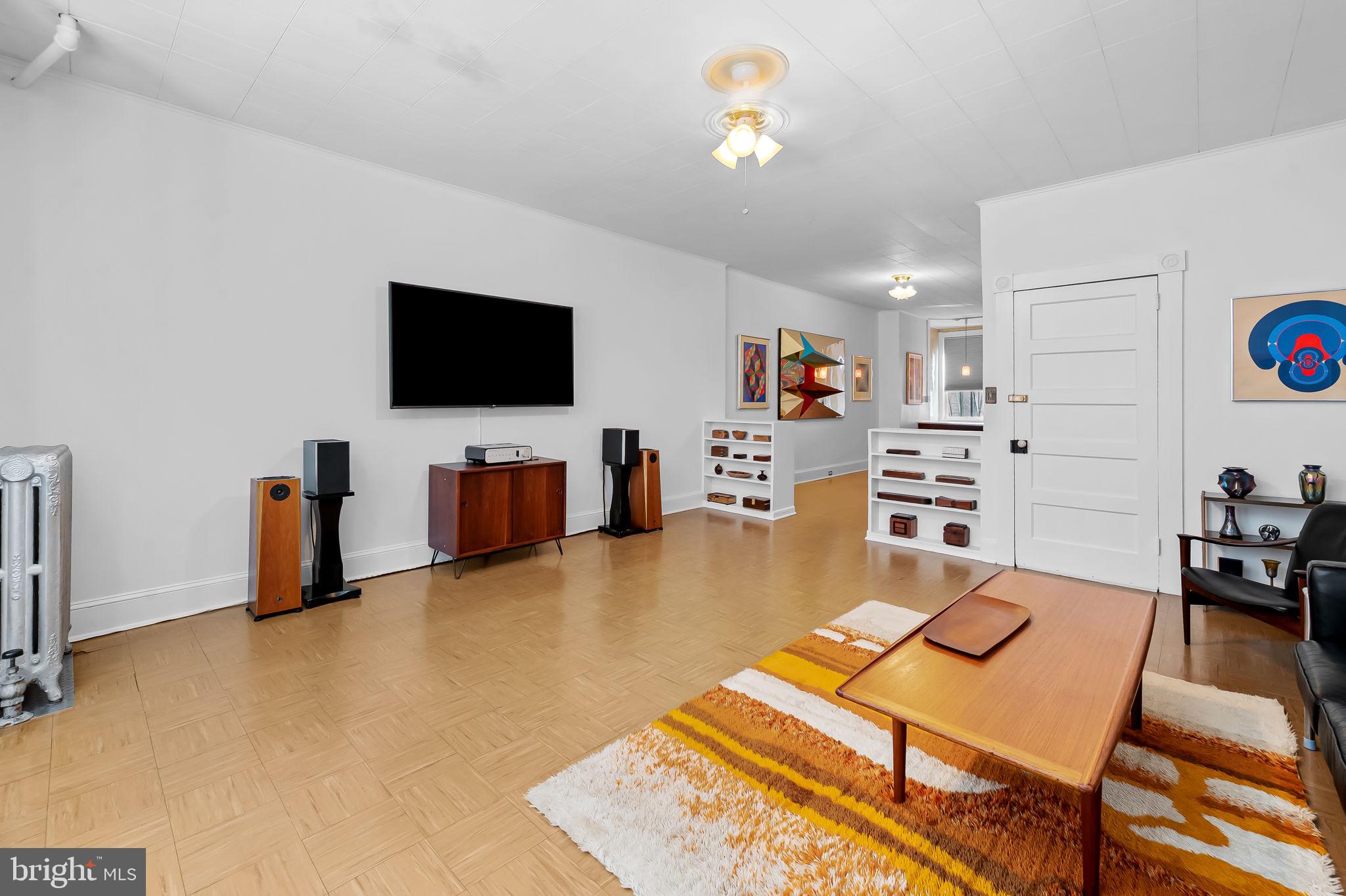 CHARLES VILLAGE - Residential Income
