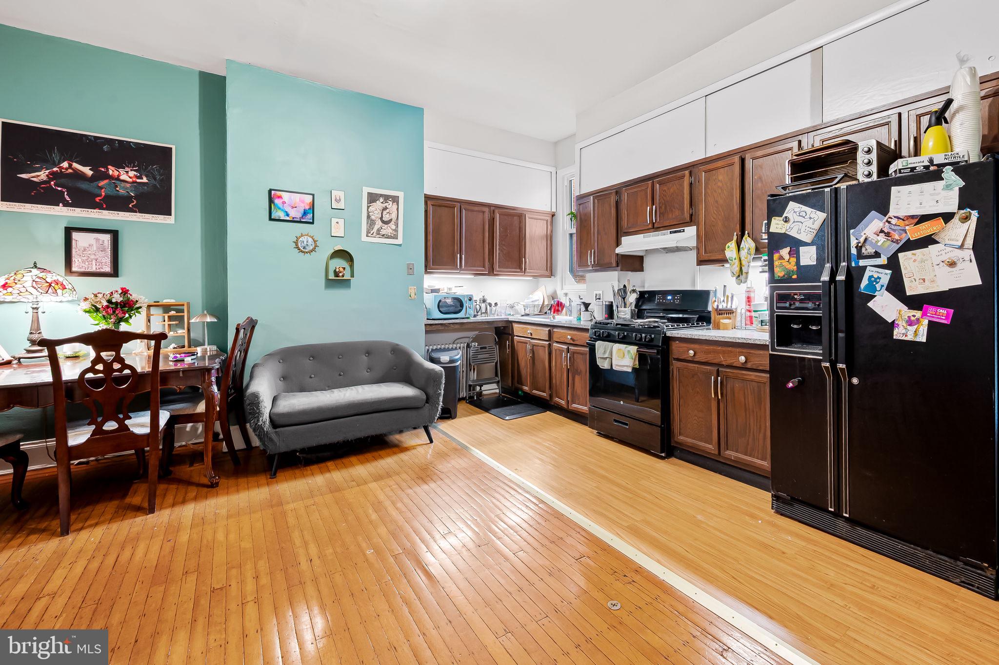 CHARLES VILLAGE - Residential Income