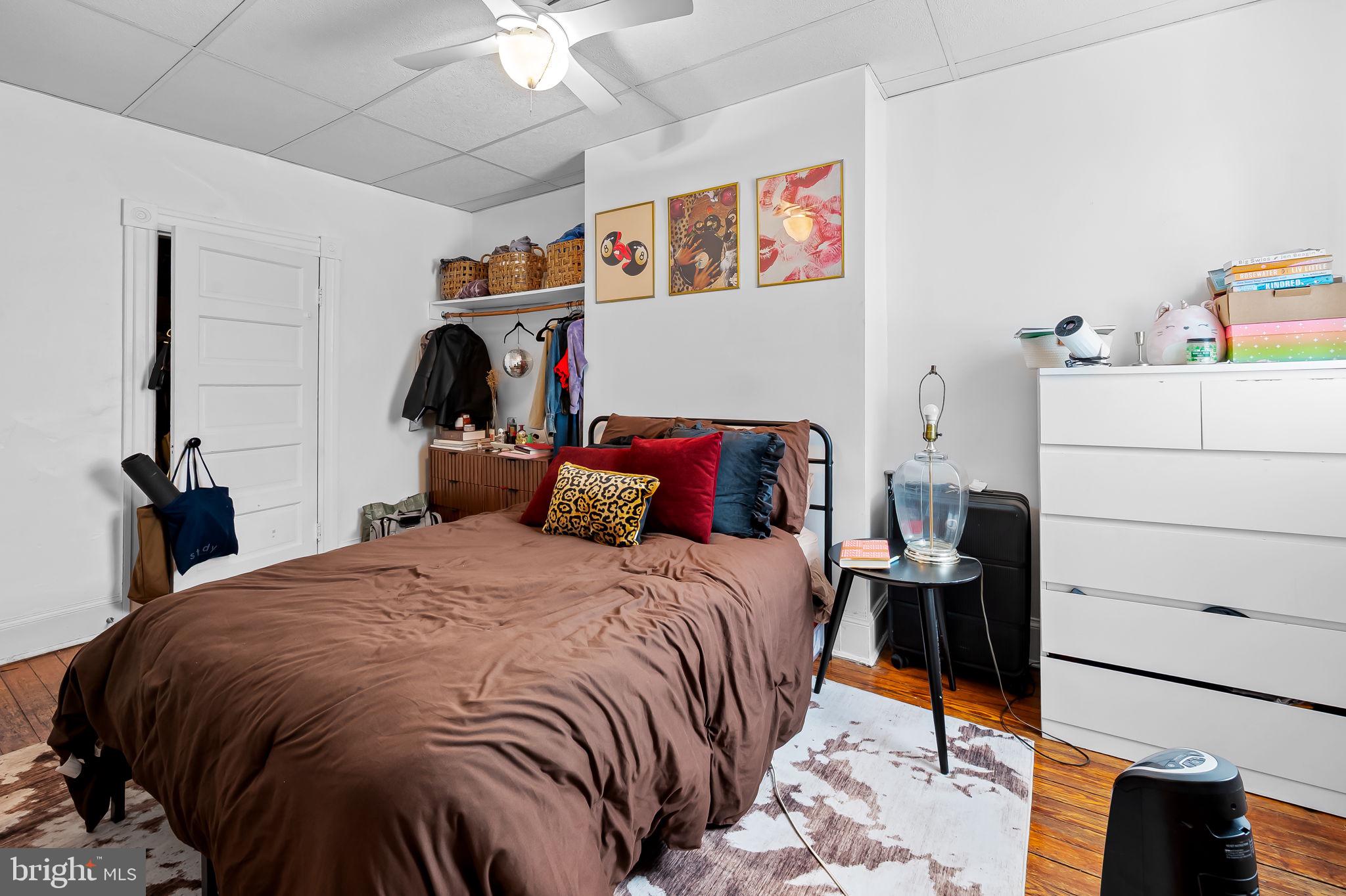 CHARLES VILLAGE - Residential Income