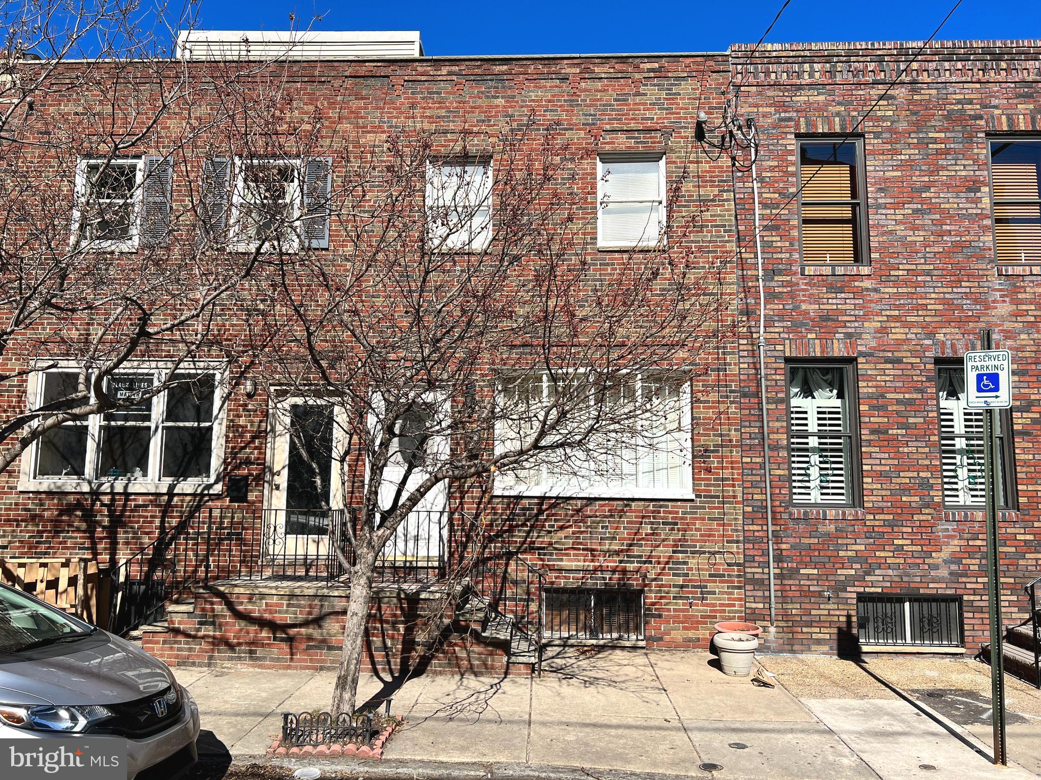 Incredible opportunity on an excellent block in Pennsport. The main floor offers a large living area, dining room, and eat-in kitchen. Potential to add a half-bath. Second floor has three spacious bedrooms and a full bath. Tall basement ceilings. Private rear patio. There is a ton of potential here.