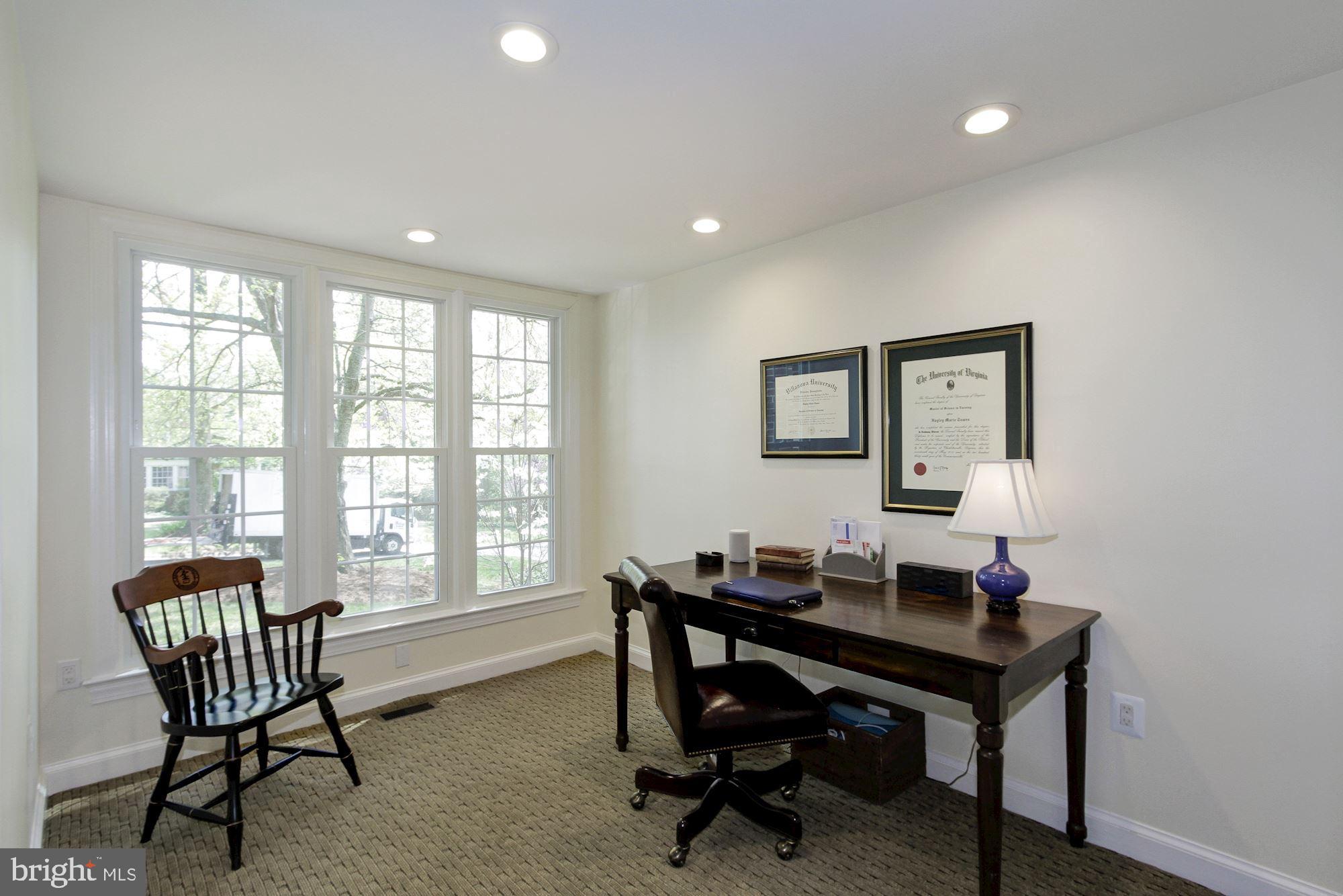 LOCUST HILL ESTATES - Residential