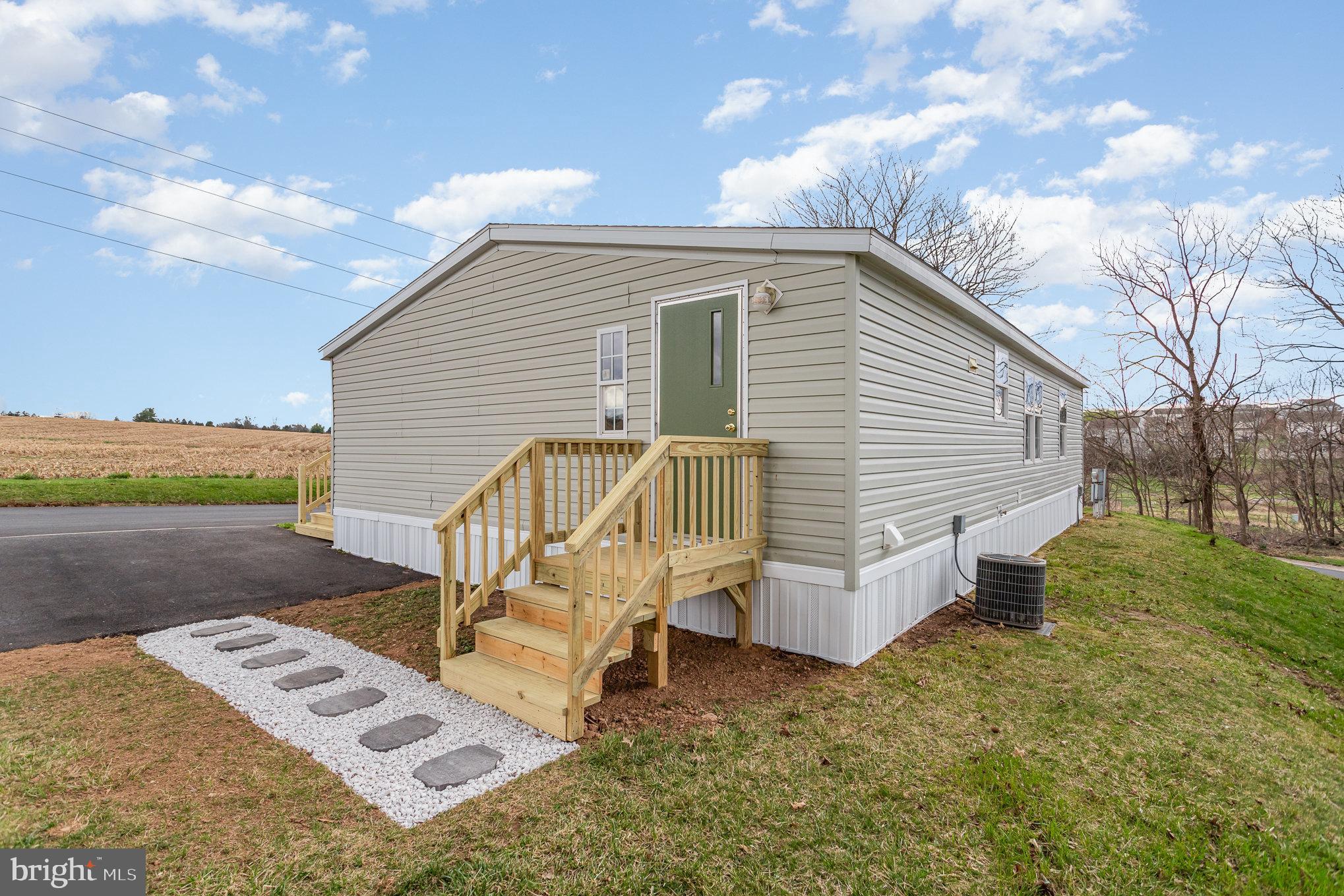 THUNDERBIRD TERRACE - Residential