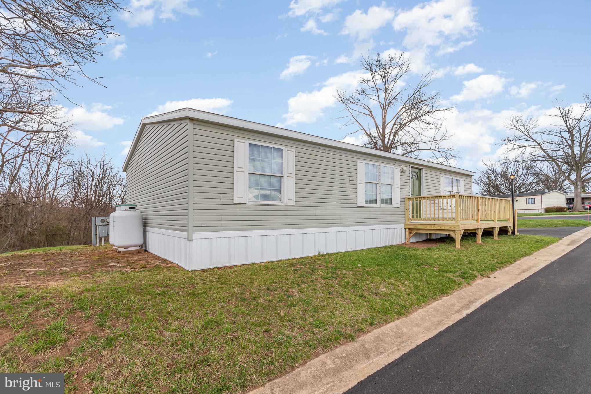 THUNDERBIRD TERRACE - Residential