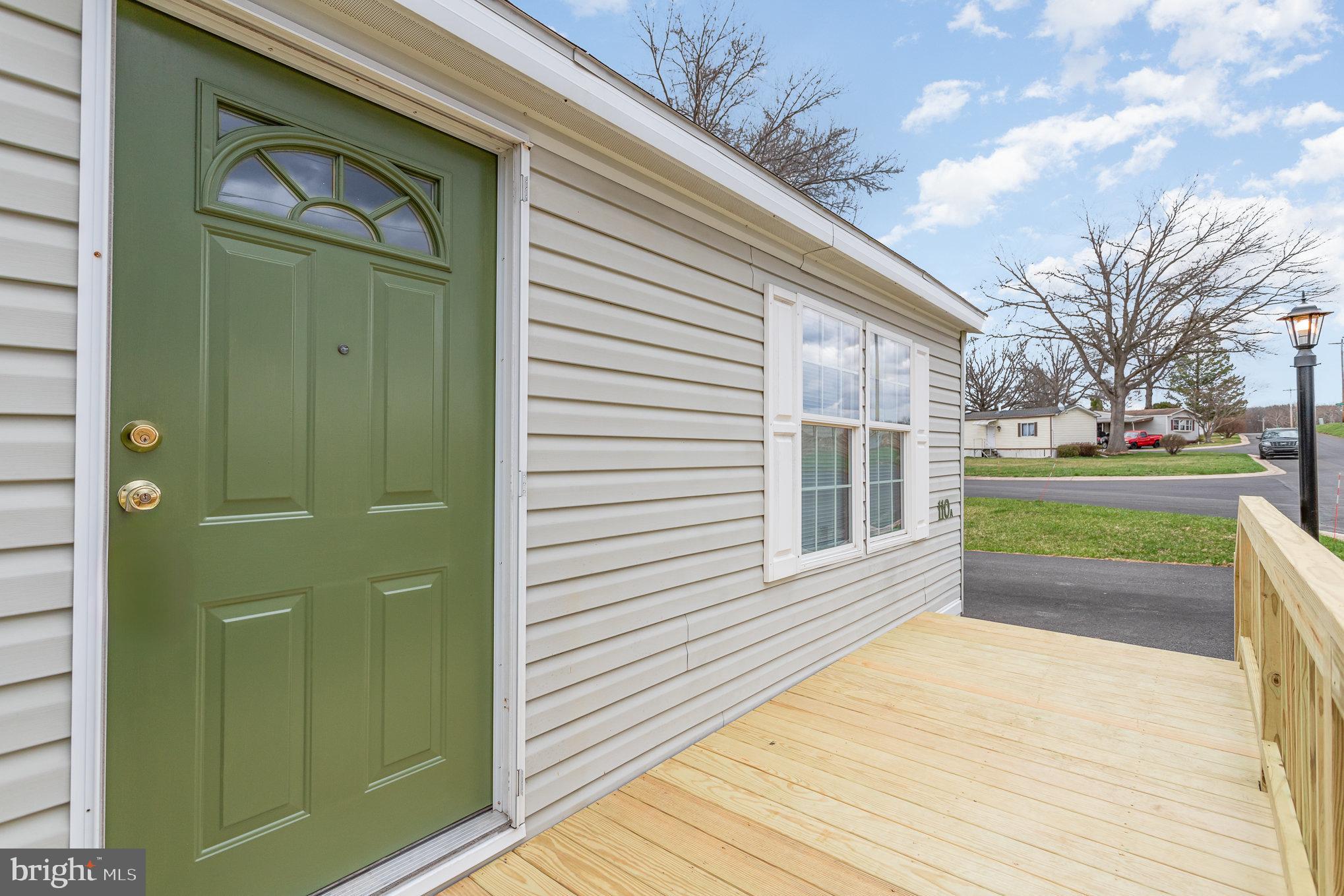 THUNDERBIRD TERRACE - Residential