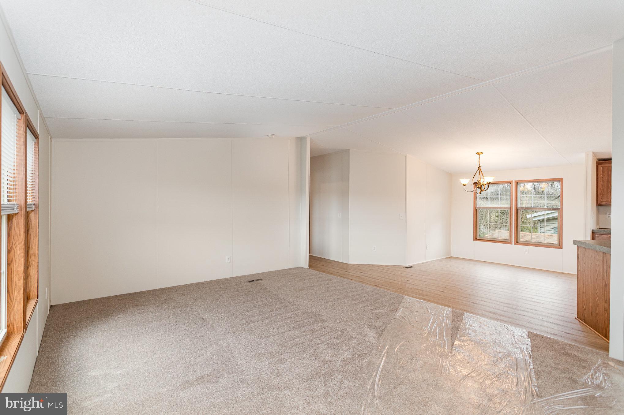 THUNDERBIRD TERRACE - Residential