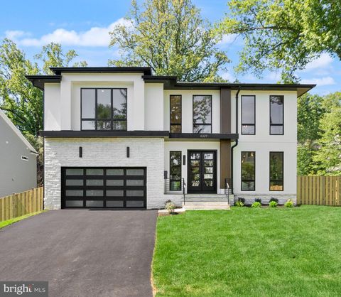 Photo of 6329 Halsey Road, MCLEAN, VA 22101 (MLS # VAFX2312504)