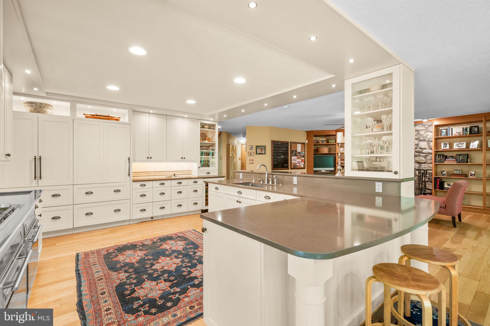 KINDLER OVERLOOK - Residential