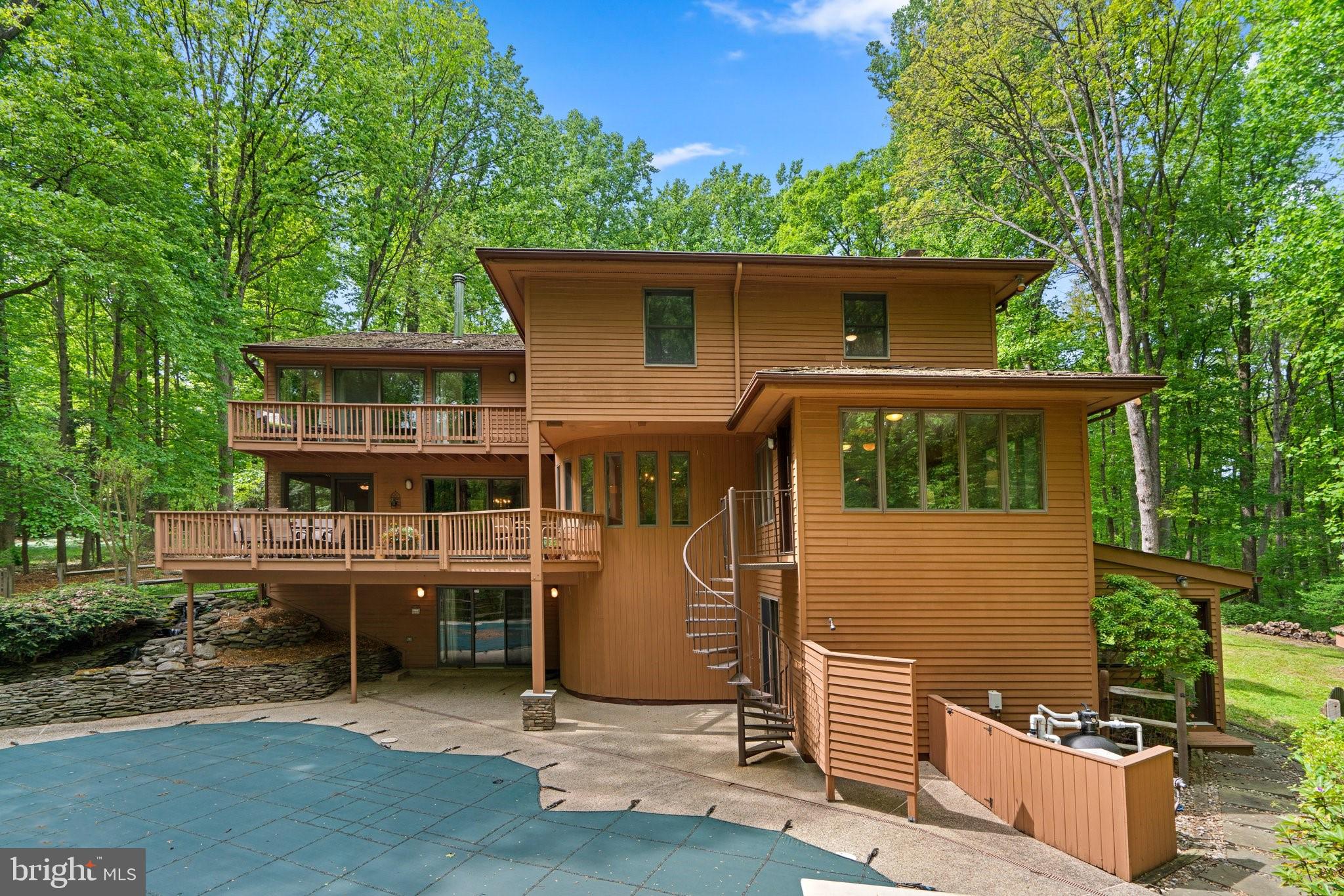 KINDLER OVERLOOK - Residential