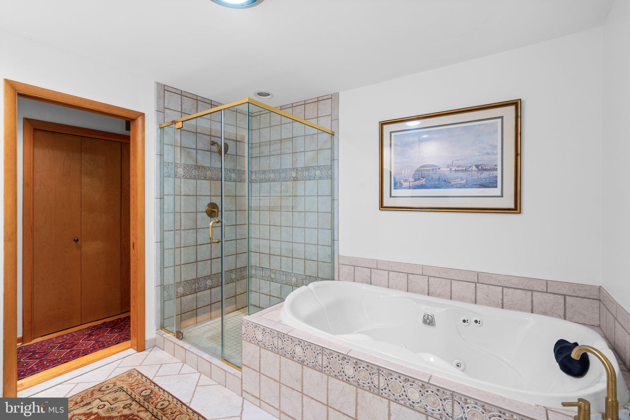 KINDLER OVERLOOK - Residential