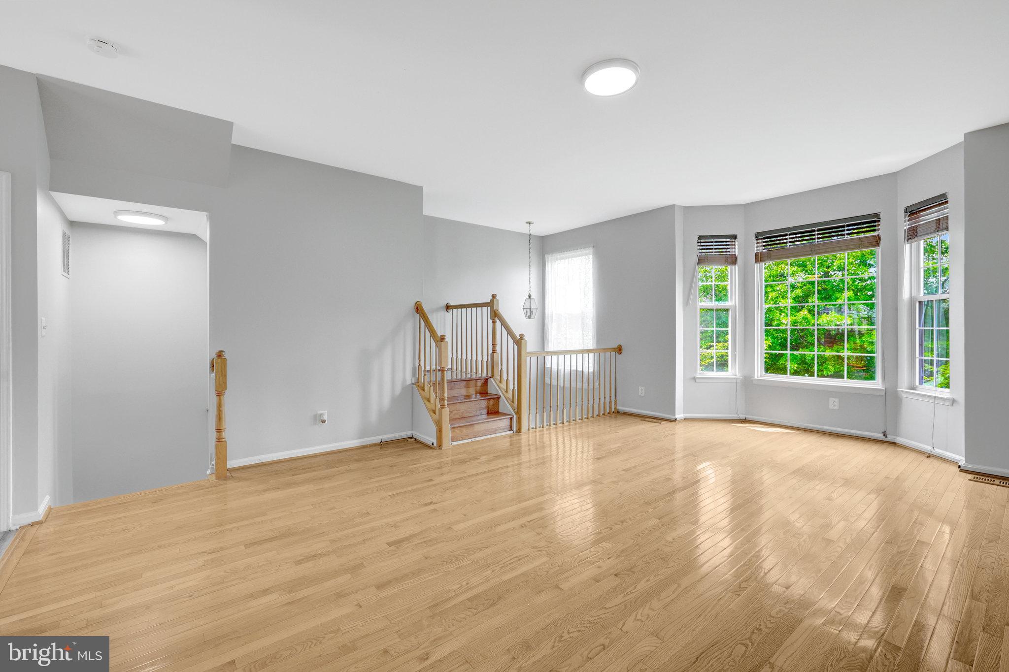 MCNAIR FARMS LANDBAY - Residential Lease