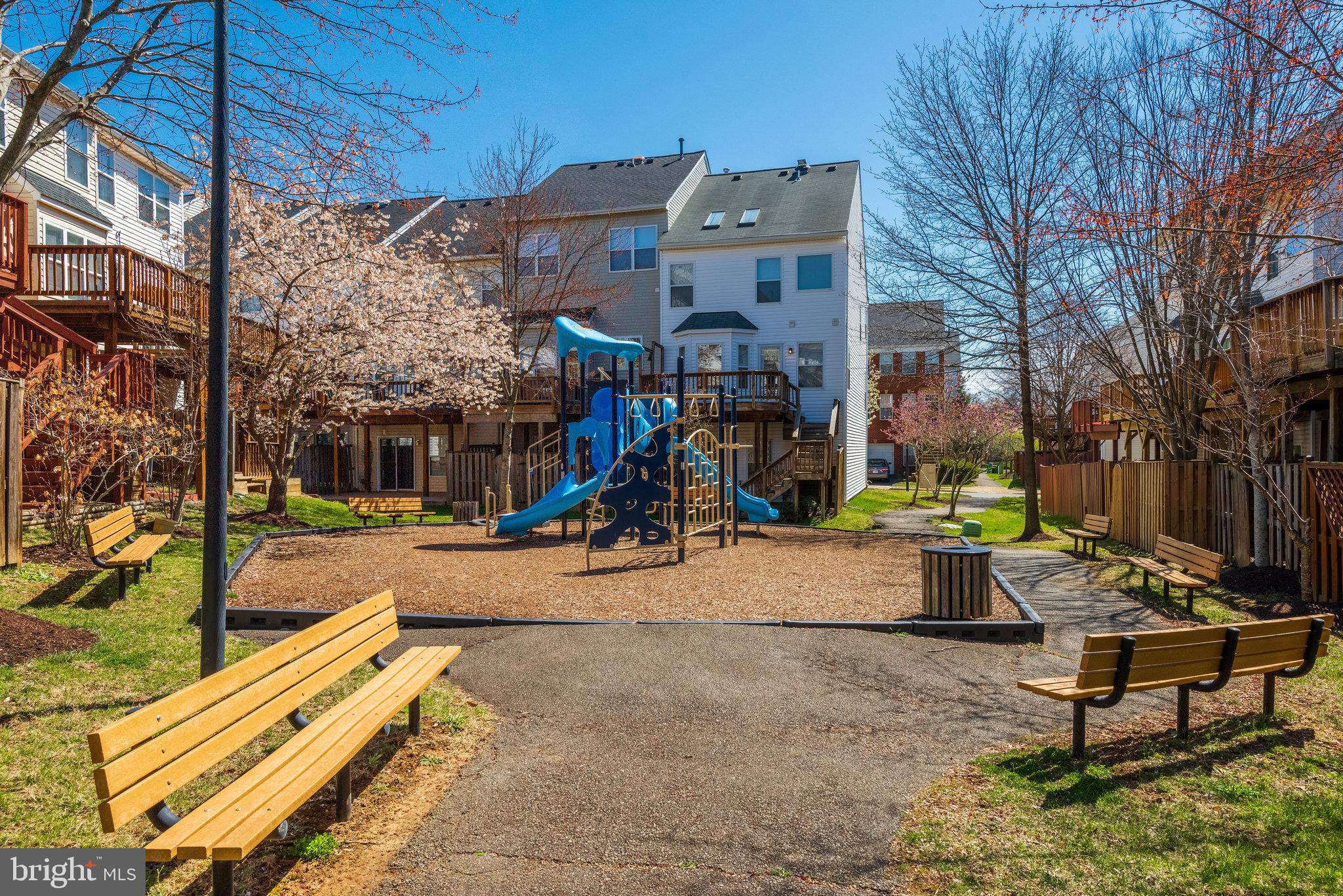 MCNAIR FARMS LANDBAY - Residential Lease