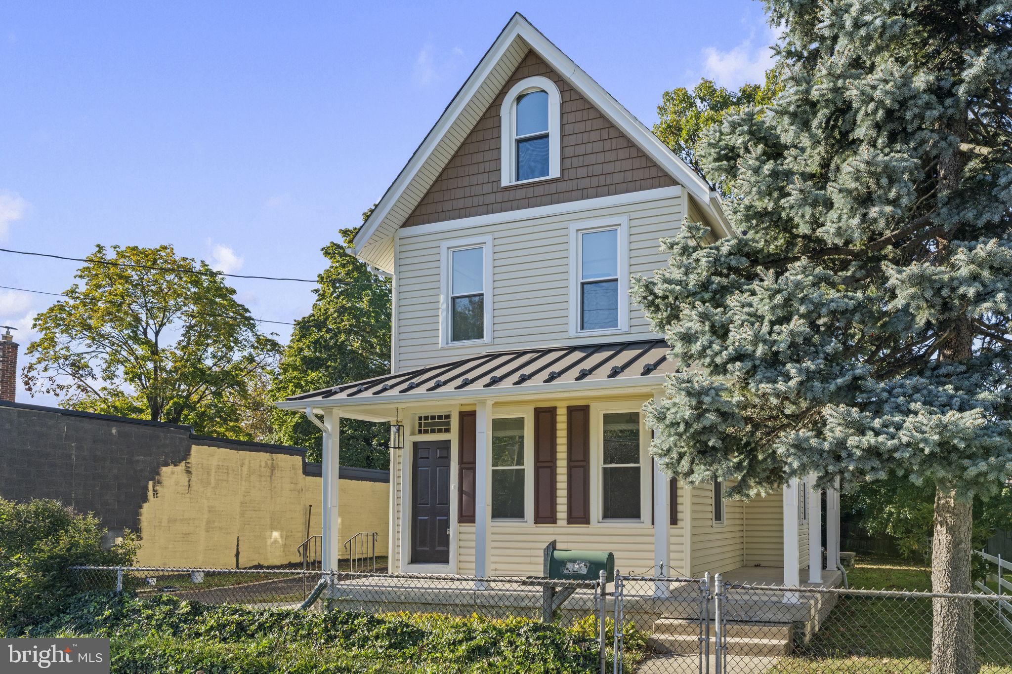 423 W BROAD STREET