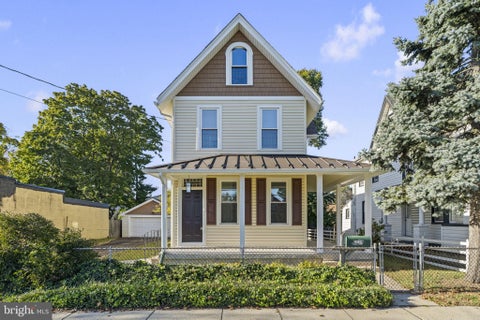 Photo for 423 W BROAD STREET
