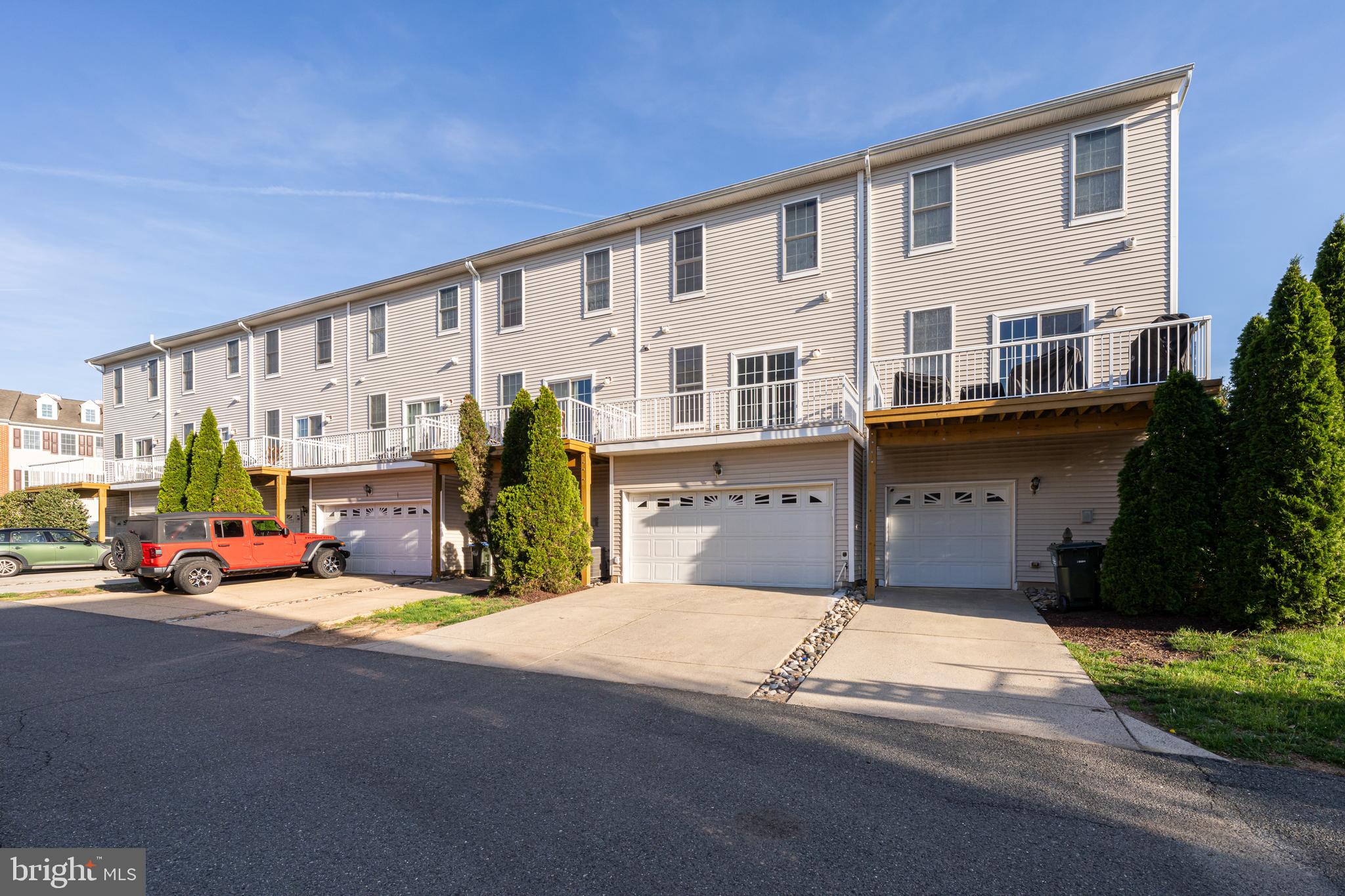 AMBERLEA AT SOUTH RIDING - Residential