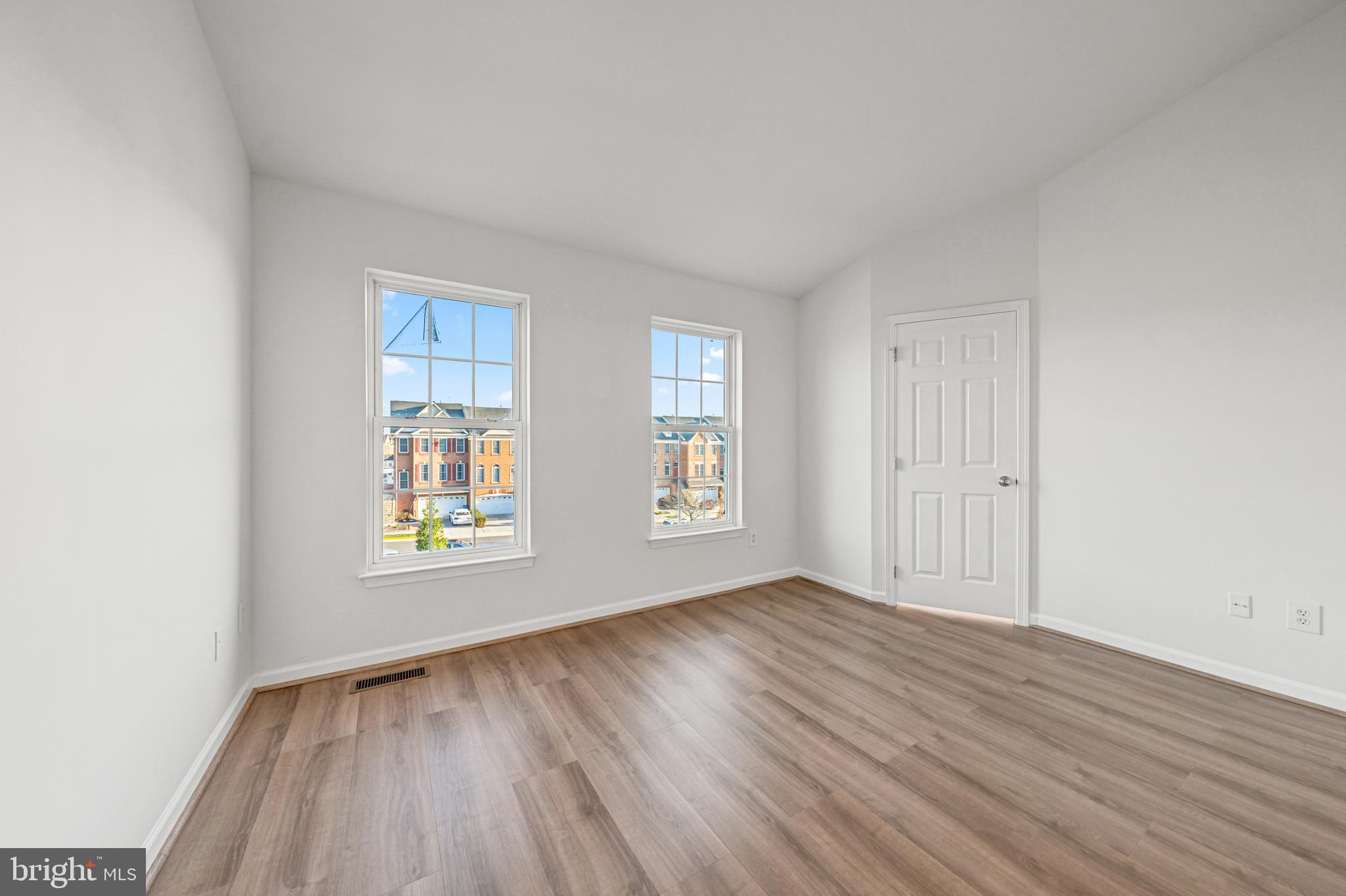 AMBERLEA AT SOUTH RIDING - Residential