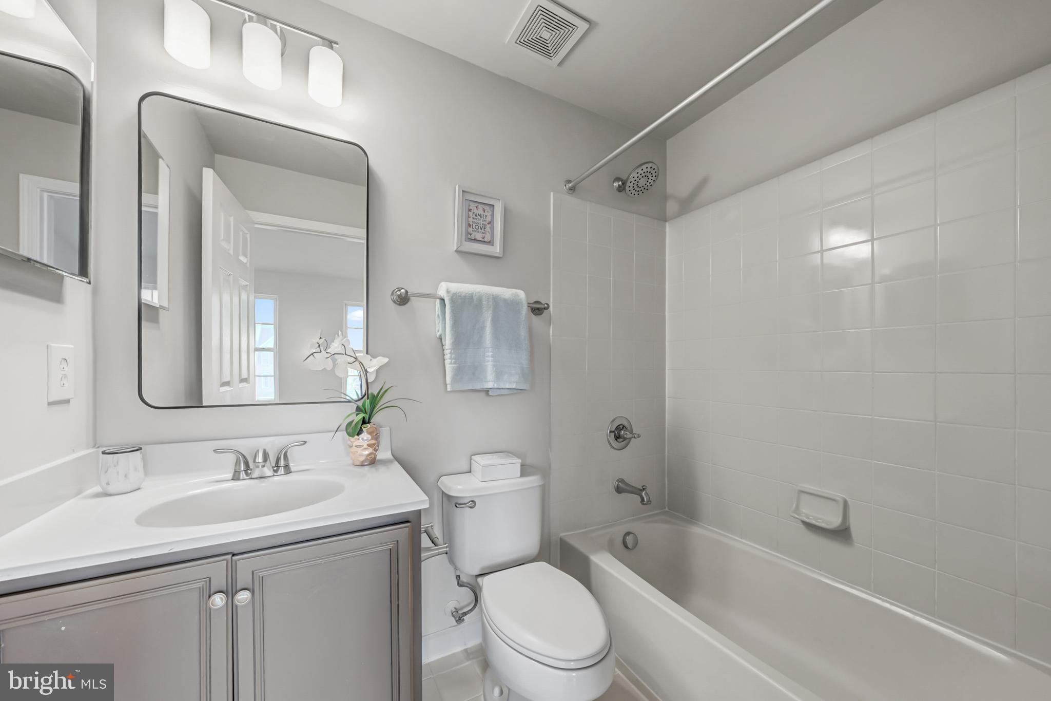 AMBERLEA AT SOUTH RIDING - Residential