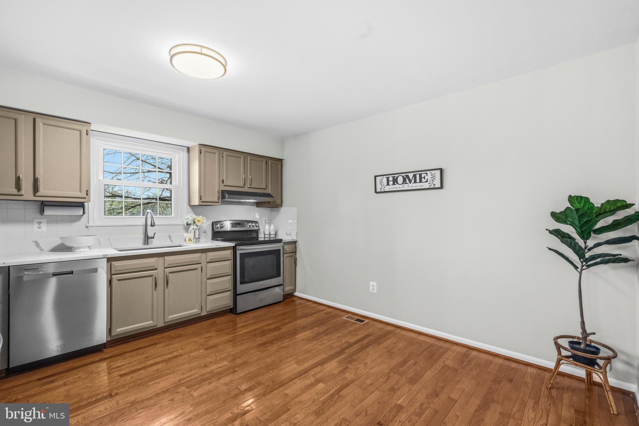 WAVERLY WEST - Residential