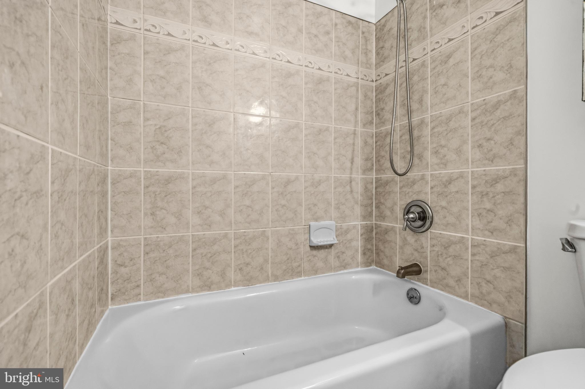 WAVERLY WEST - Residential