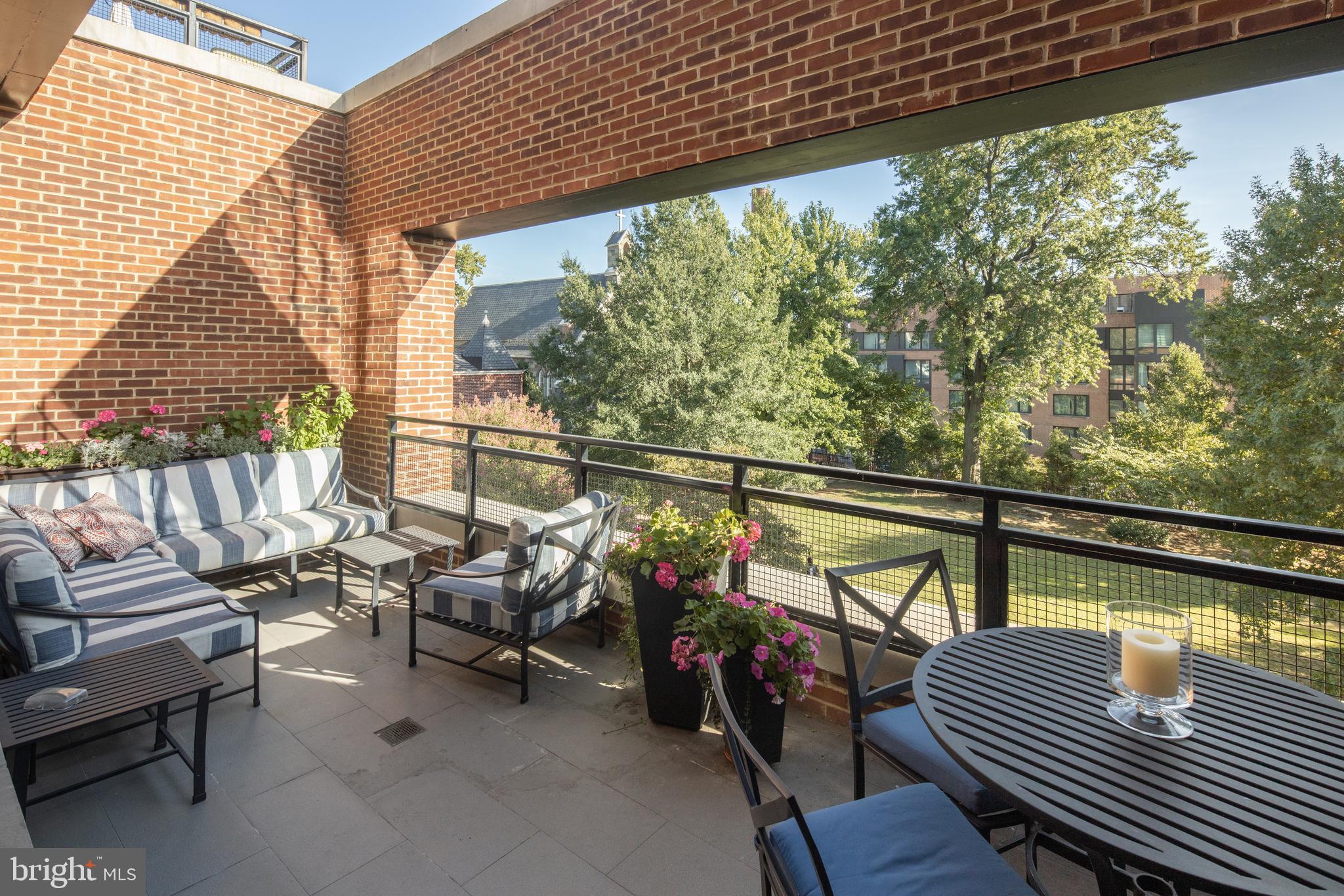 GEORGETOWN - Residential
