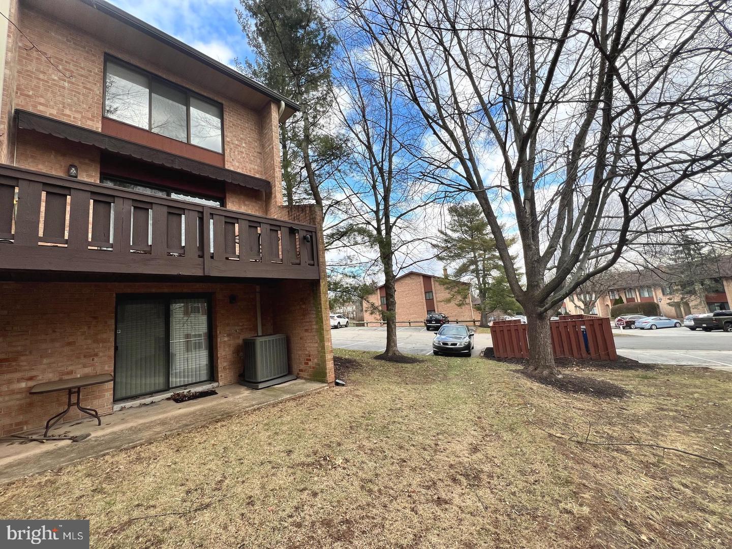 STONY BROOK - Residential