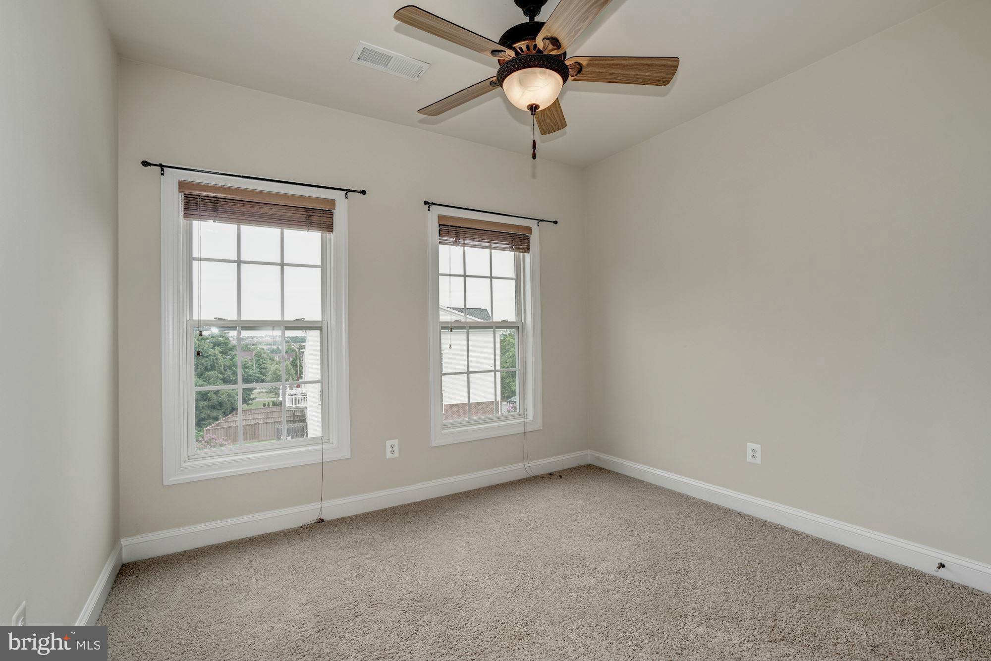 KINCAID FOREST - Residential