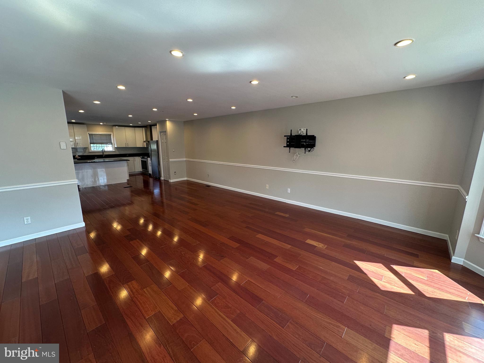 FOXBOROUGH FARMS - Residential Lease