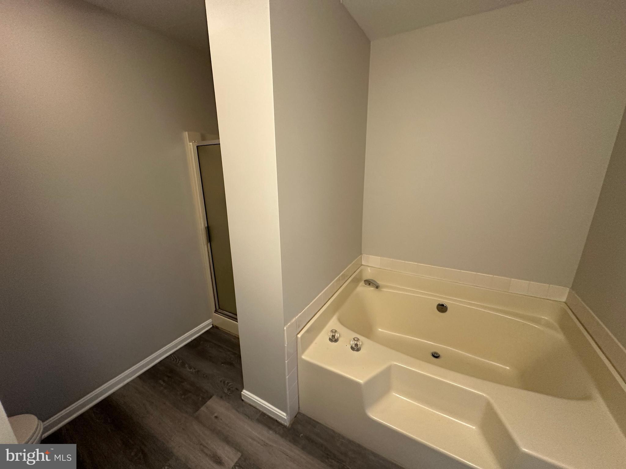 FOXBOROUGH FARMS - Residential Lease