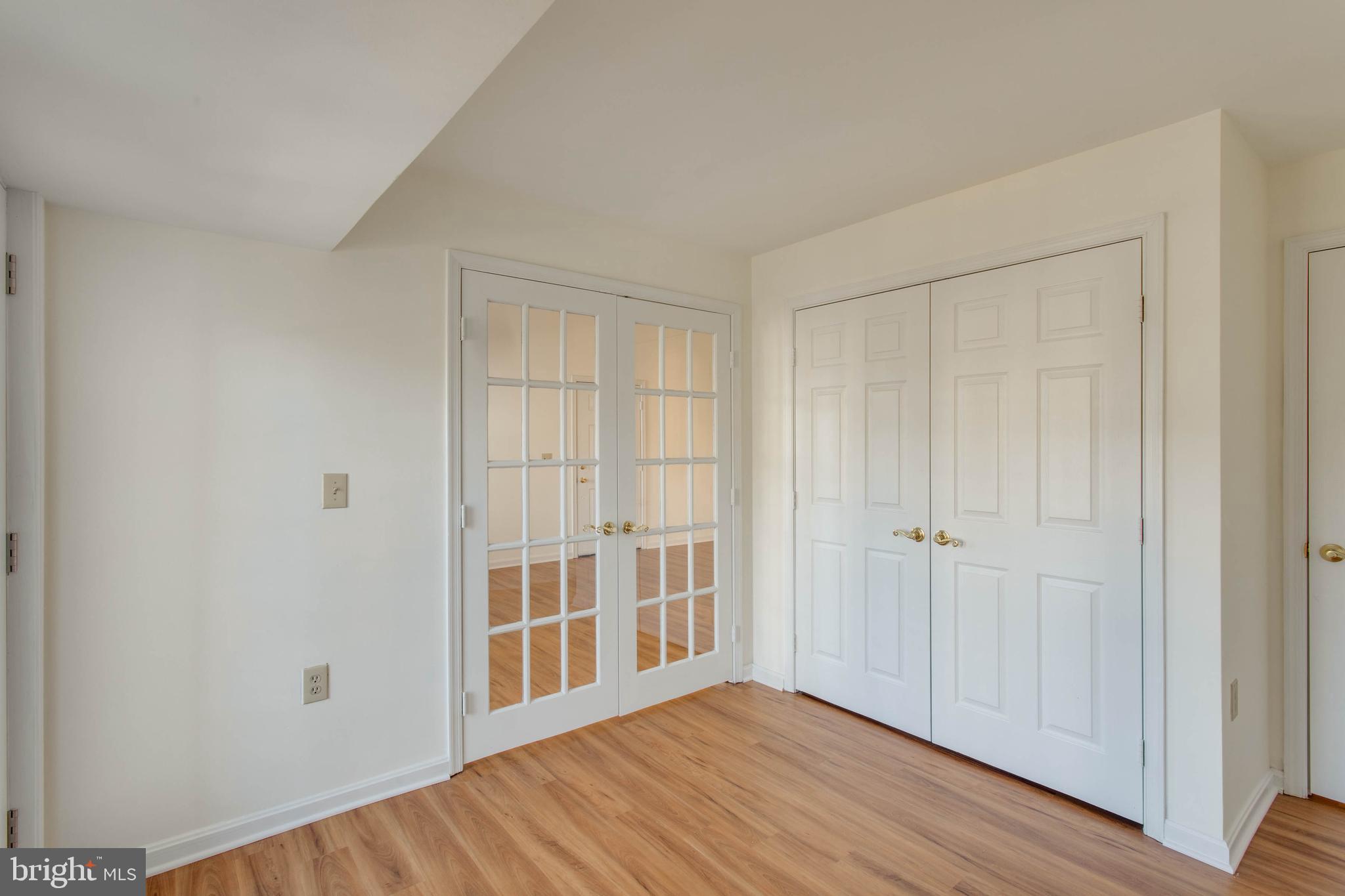 GREENBELT LAKE VILLAGE - Residential