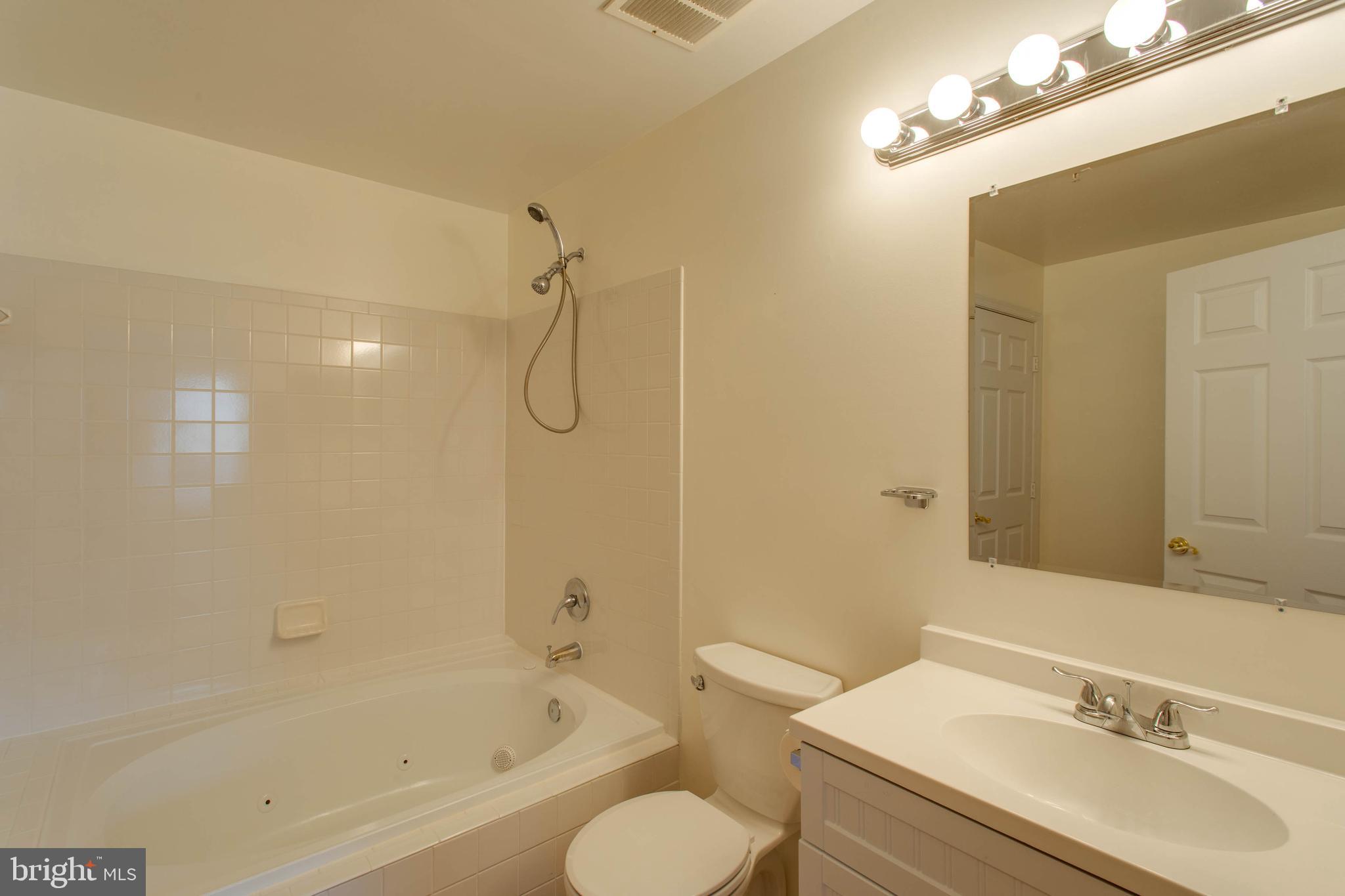 GREENBELT LAKE VILLAGE - Residential