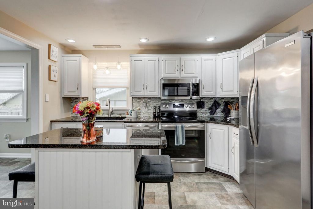 Photo of 32 Hellers Church Road, LEOLA, PA 17540 (MLS # PALA2065828)