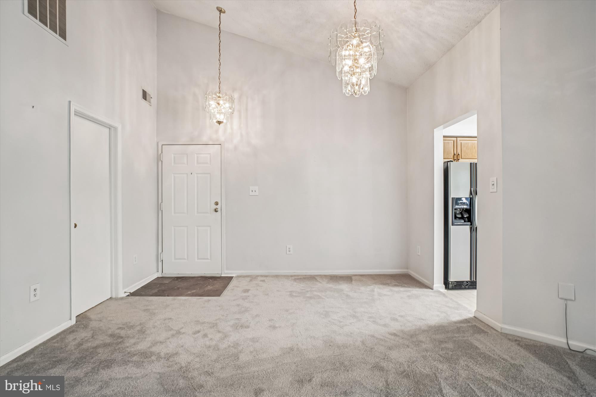 THE COVE - Residential