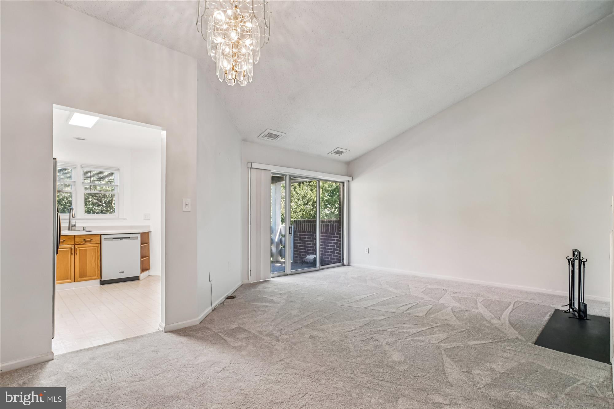 THE COVE - Residential