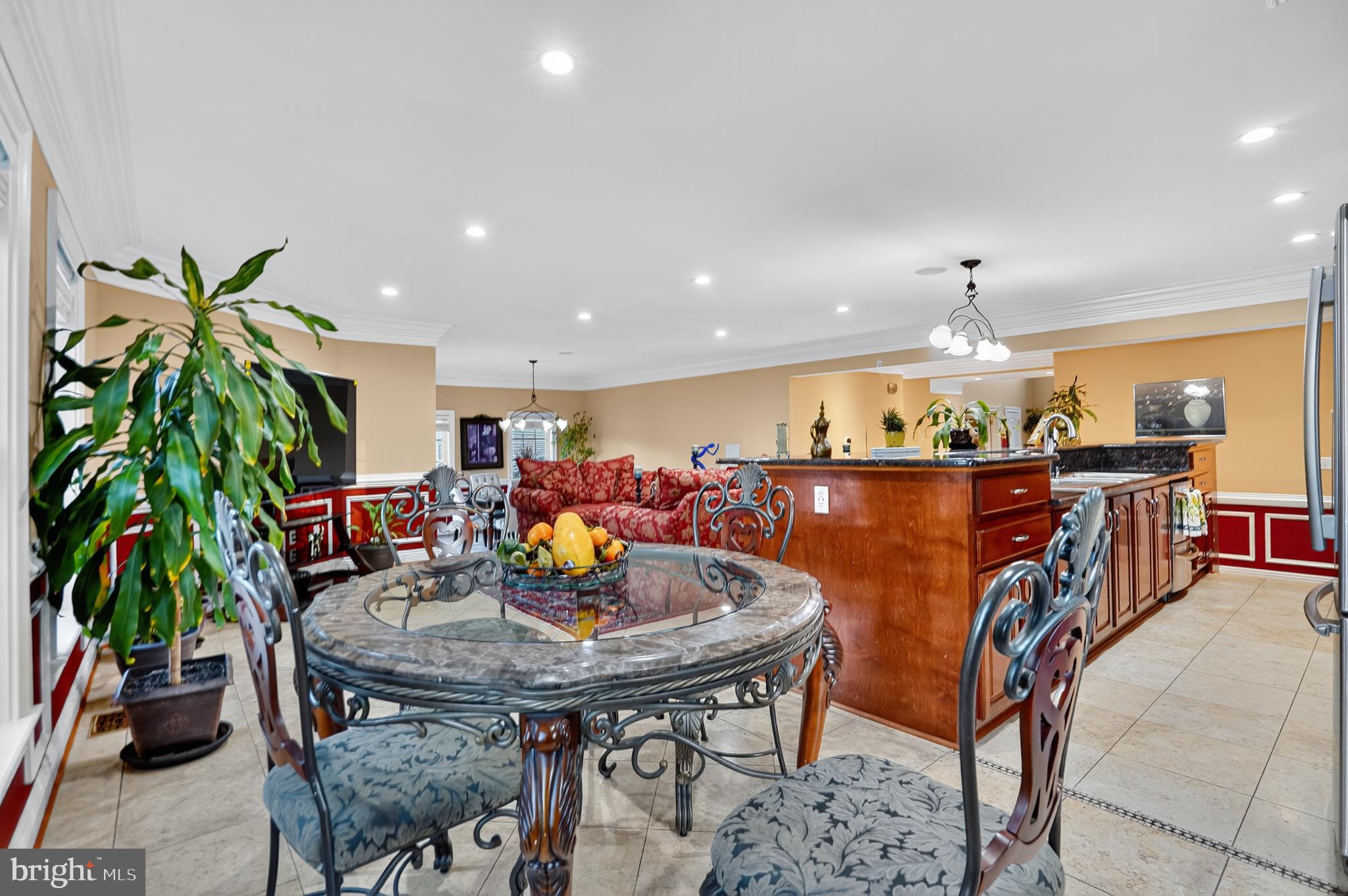 ANNANDALE TERRACE - Residential