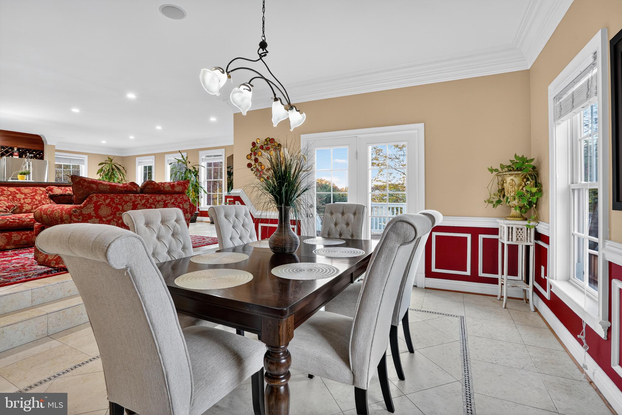 ANNANDALE TERRACE - Residential